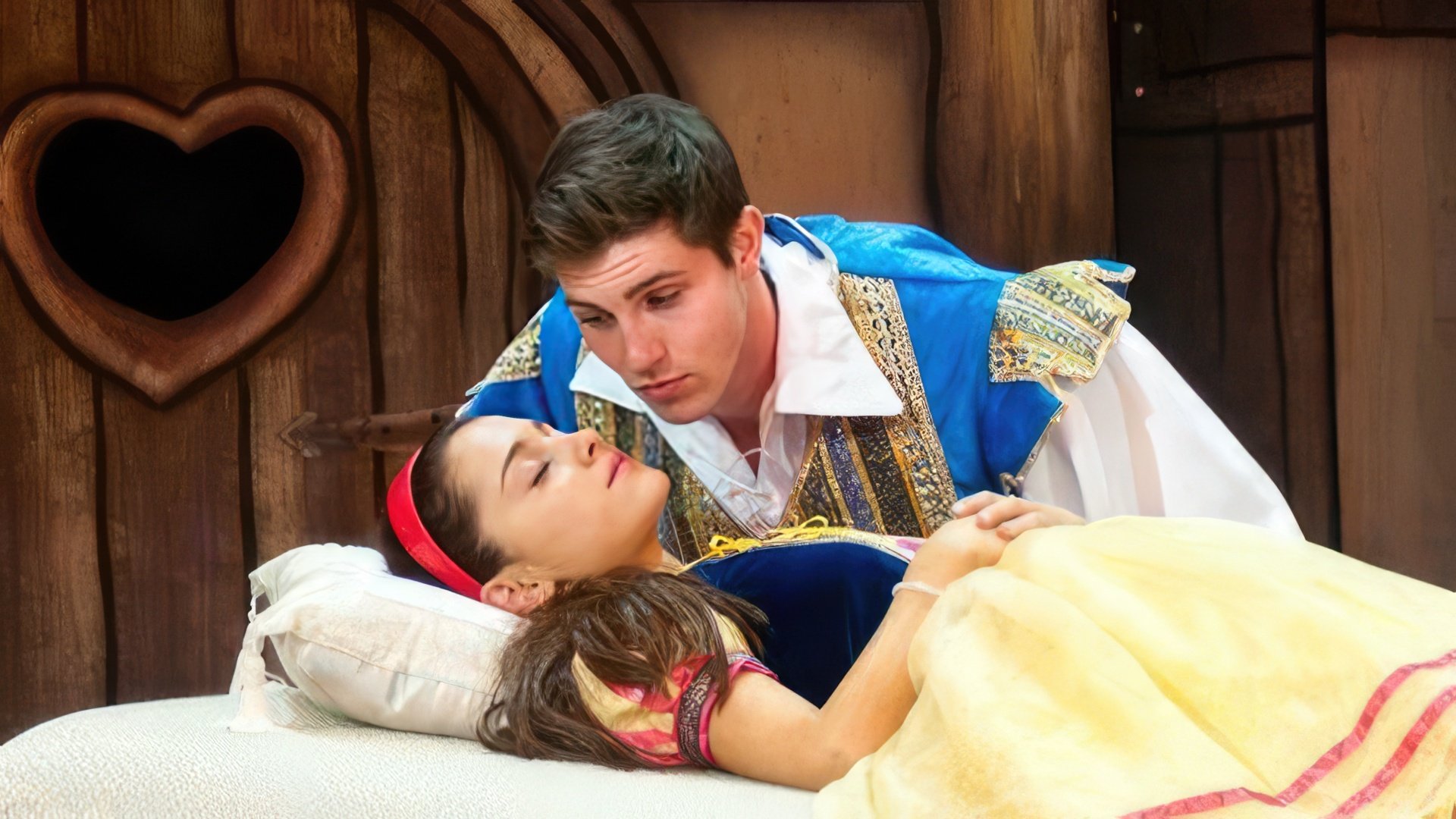 Ariana Grande in the play 'A Snow White Christmas'