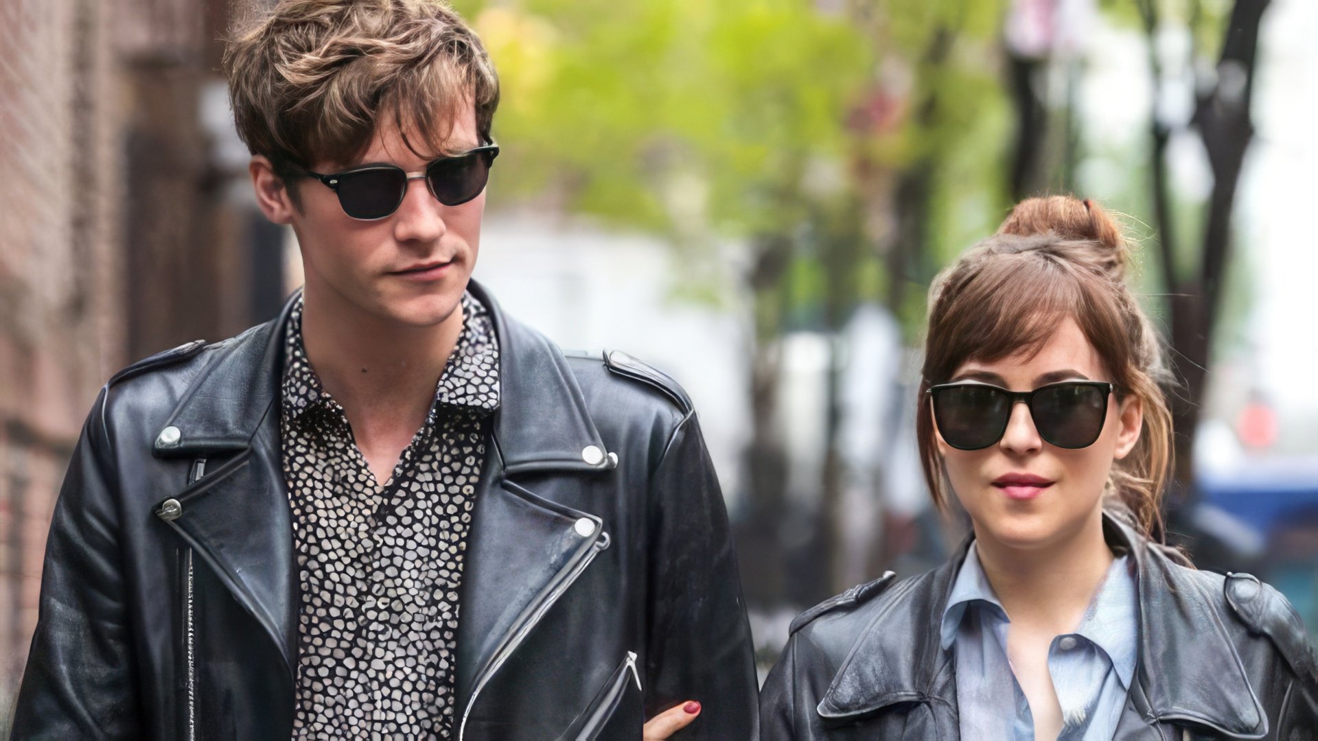 Dakota Johnson has a penchant for musicians (pictured with Matt Hitt)