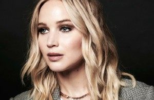 «I contemplated it a million times during my pregnancy»: Jennifer Lawrence on unsuccessful attempts to become a mother.