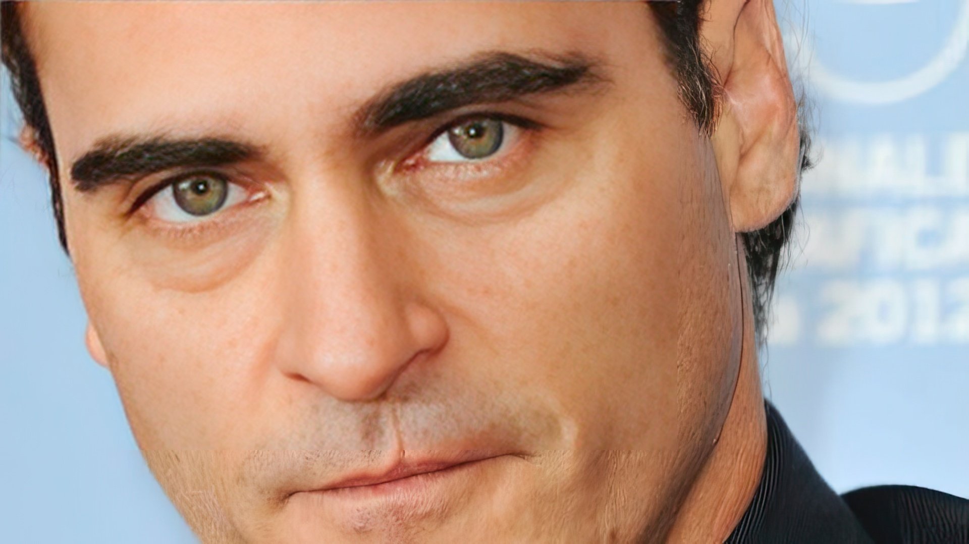 Joaquin Phoenix's Scar is Actually a Harelip