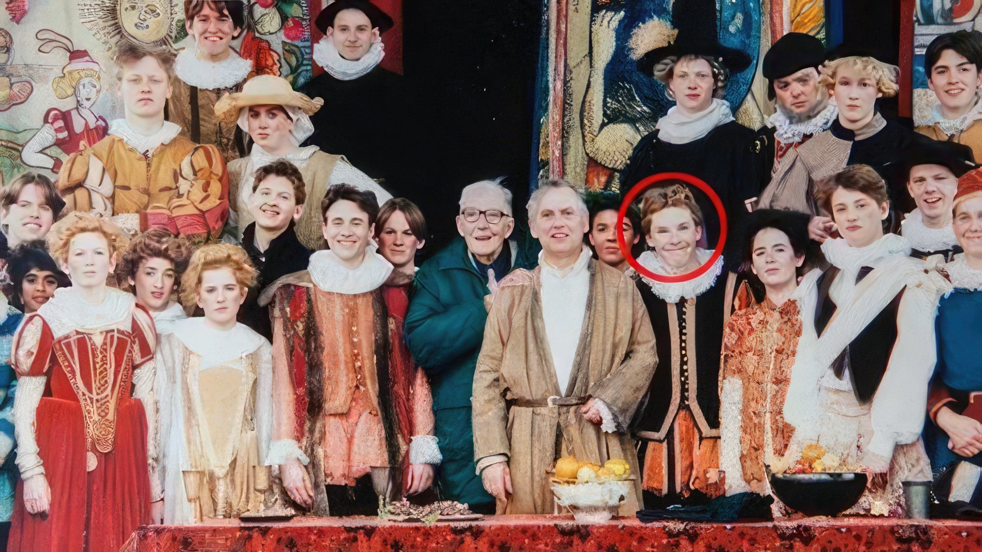 1994: Benedict Cumberbatch on the stage of the Globe Theater