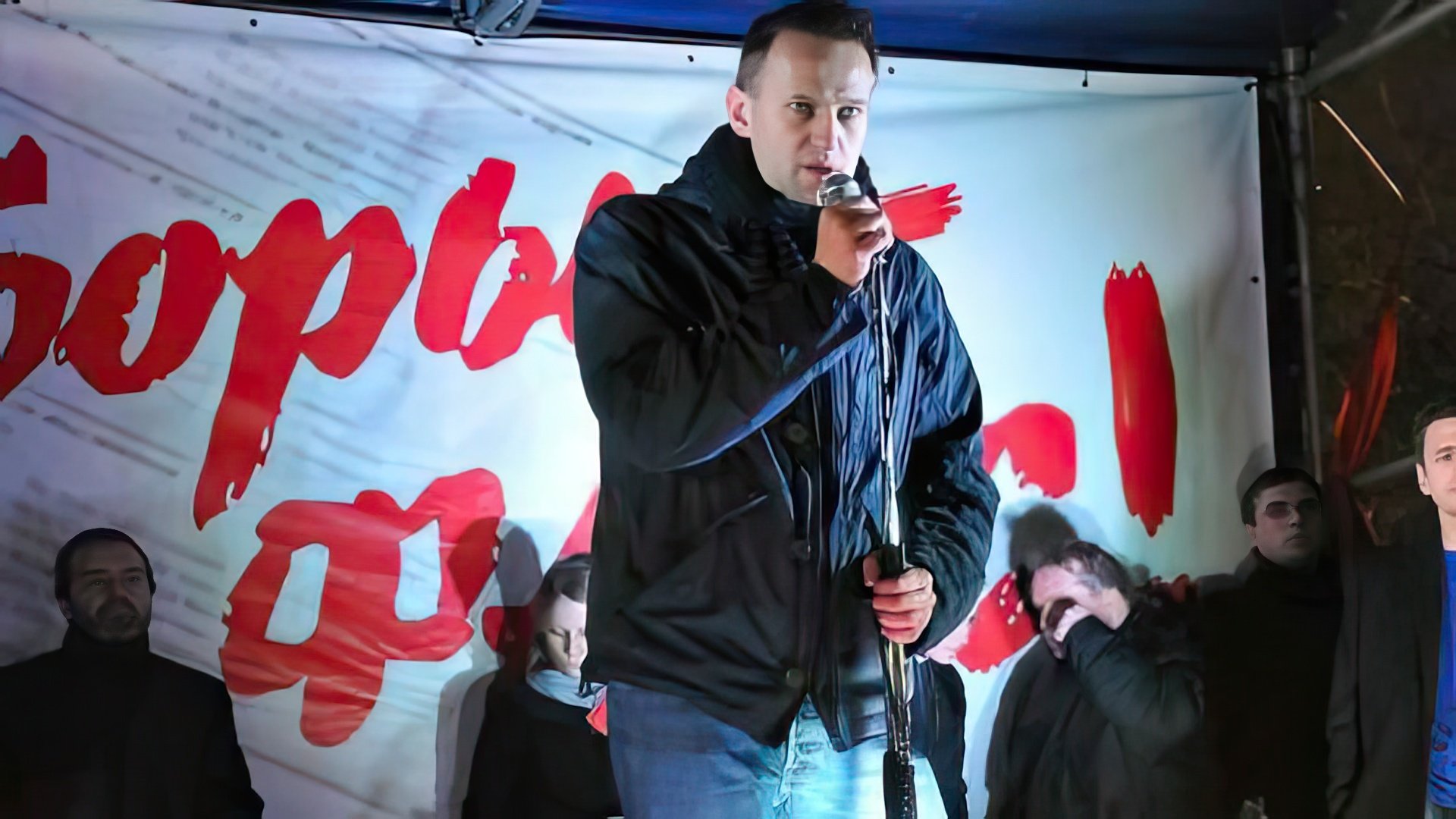 Alexei Navalny at the meeting on Chistoprudny Boulevard