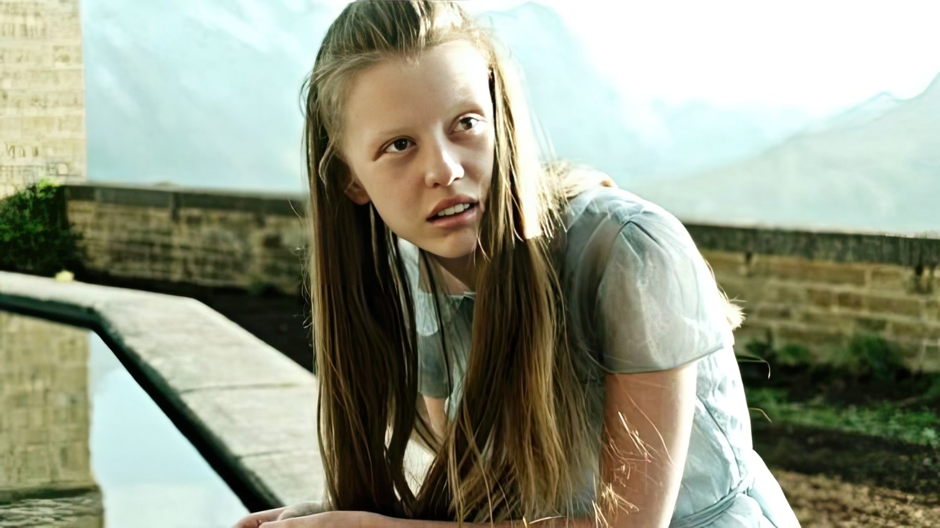 Mia Goth in 'A Cure for Wellness'