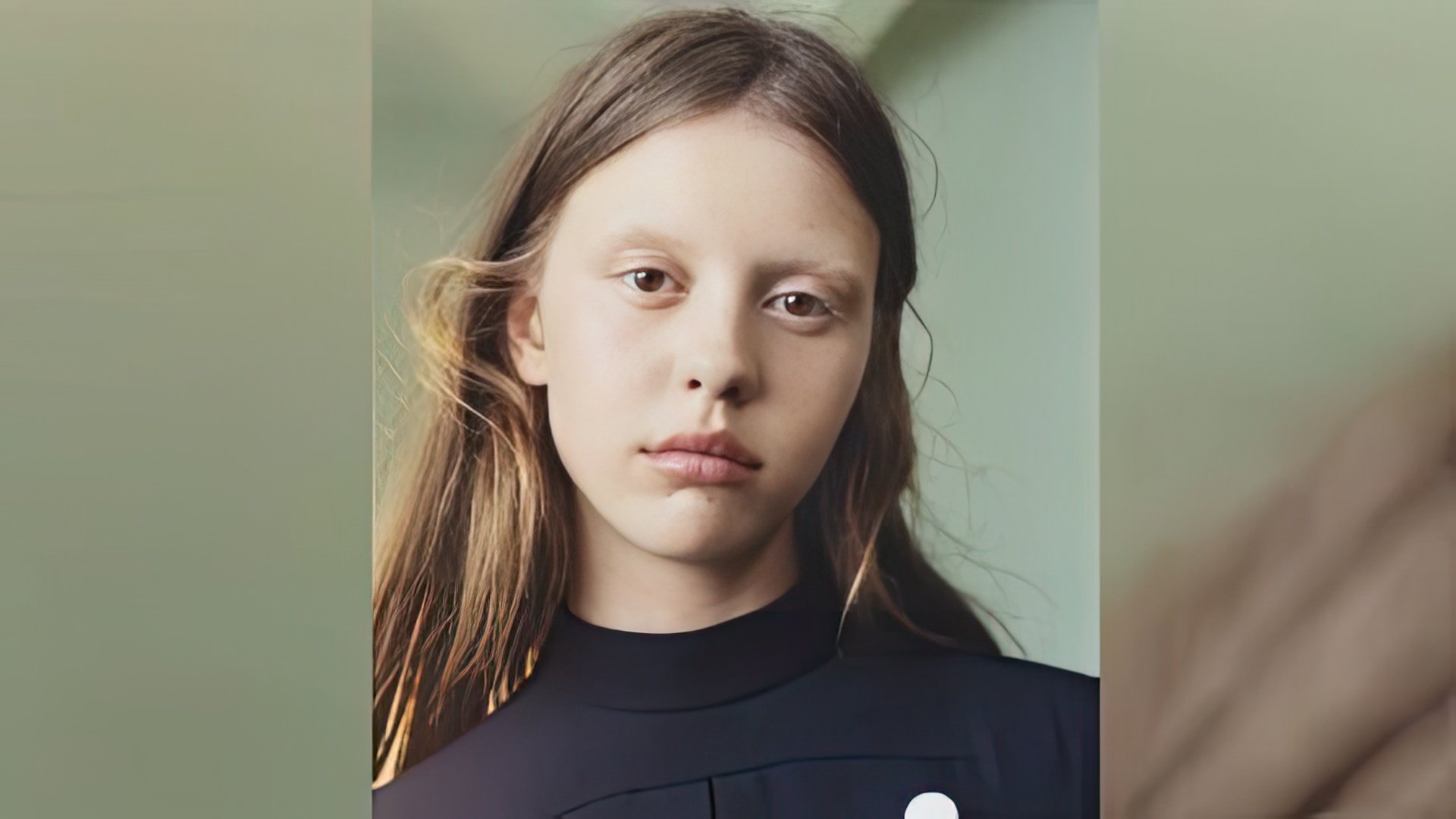 Mia Goth without makeup