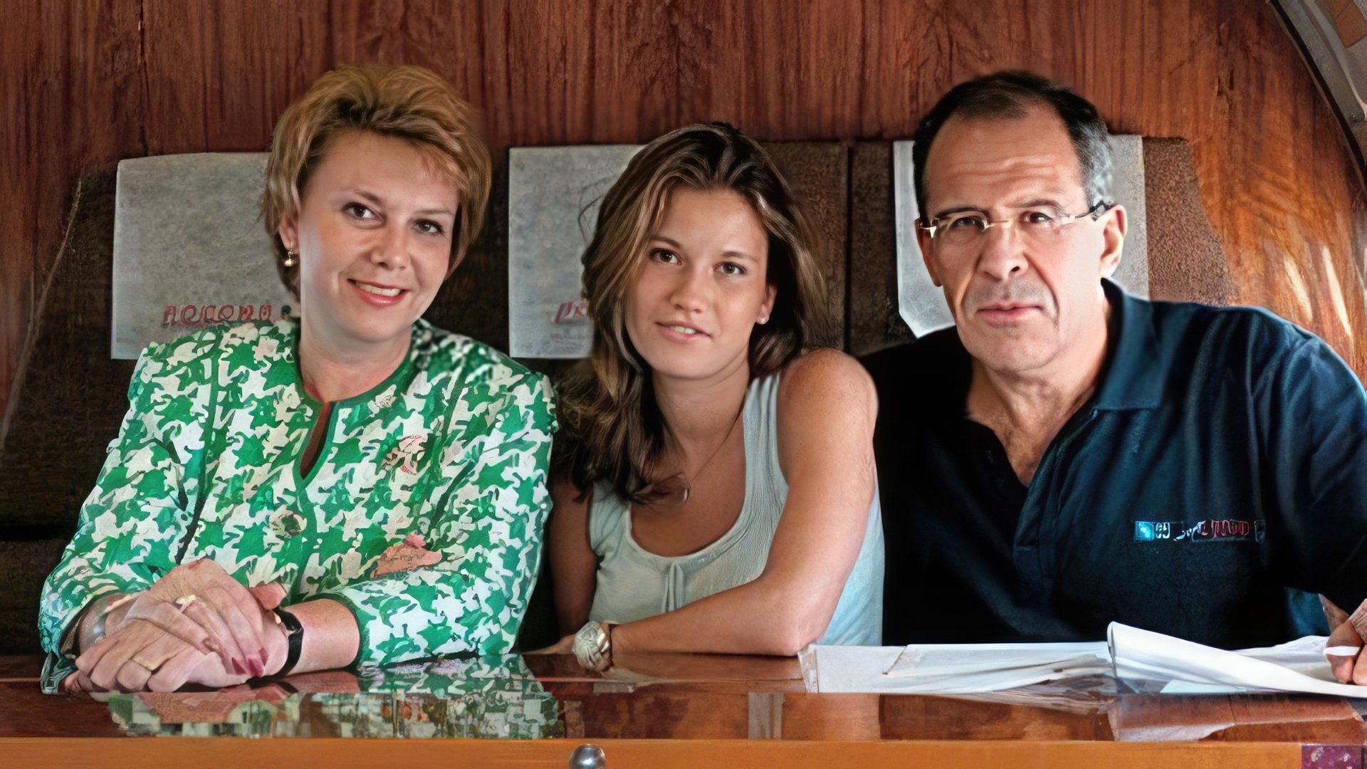 Sergey Lavrov with his wife and daughter