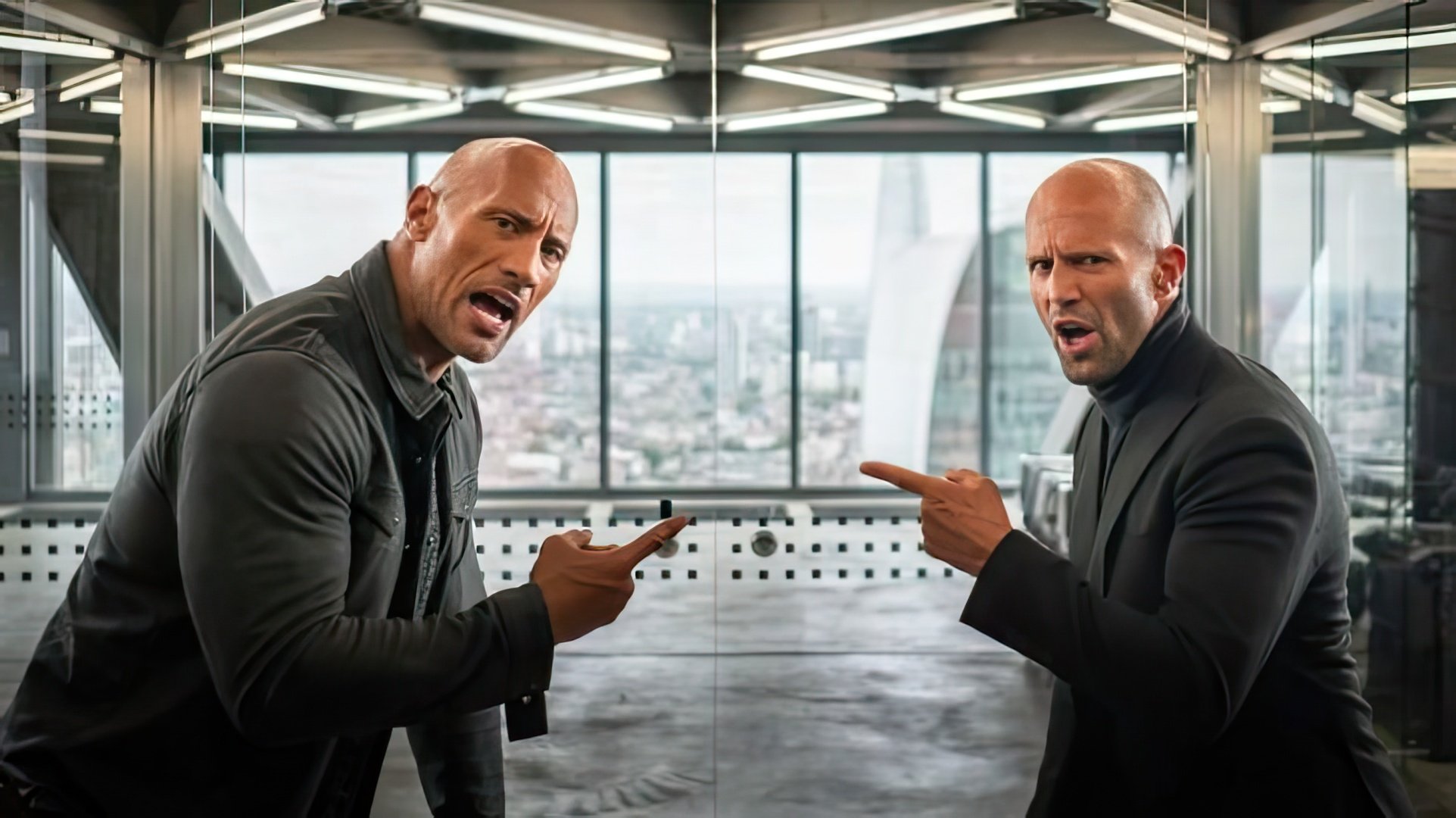 Jason Statham and Dwayne Jonson in «Fast and Furious: Hobbs and Shaw»