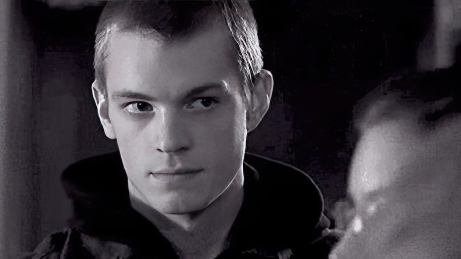 Young Joel Kinnaman in the movie The Invisible, 2002