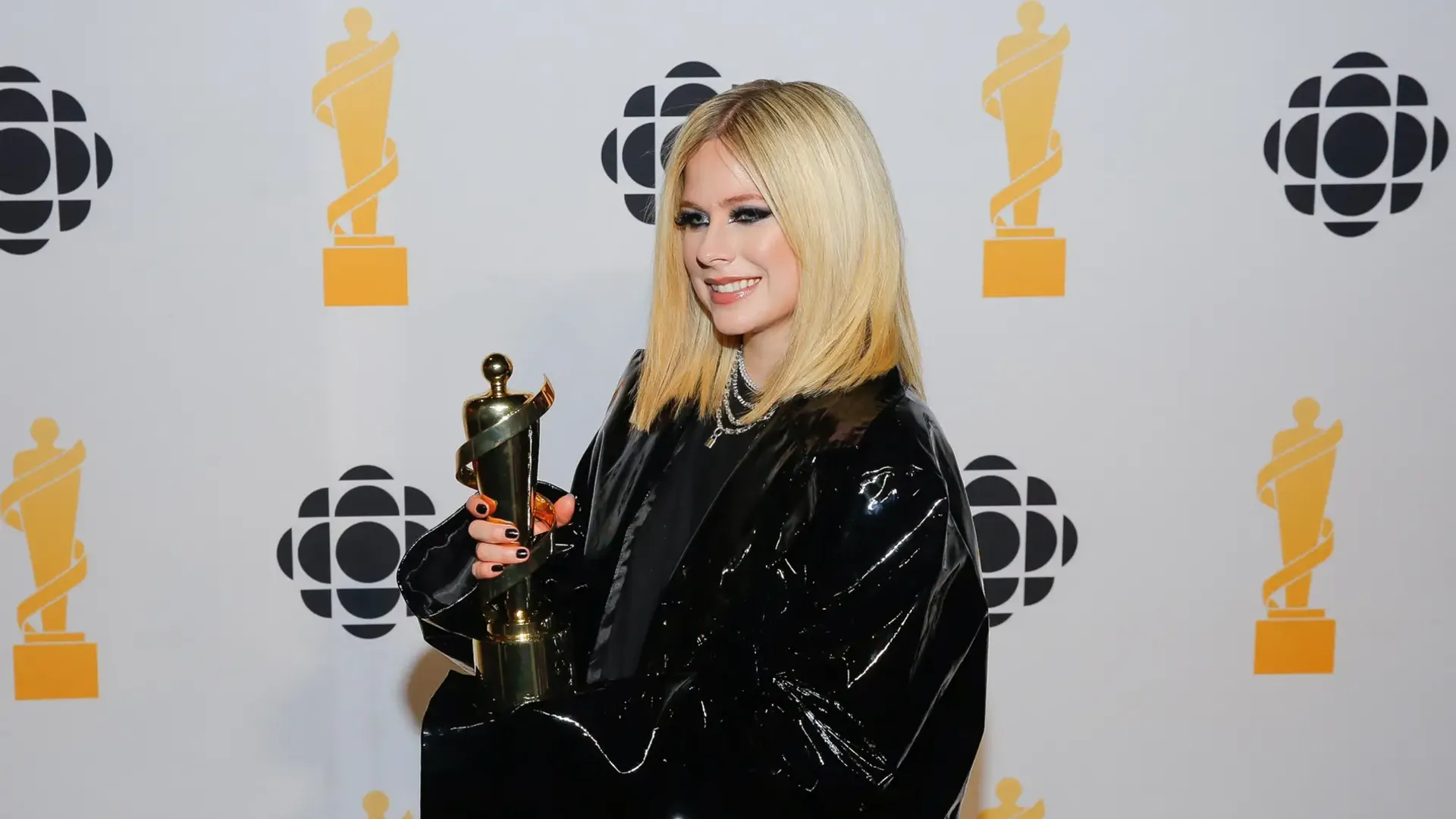 Avril Lavigne had Lyme disease