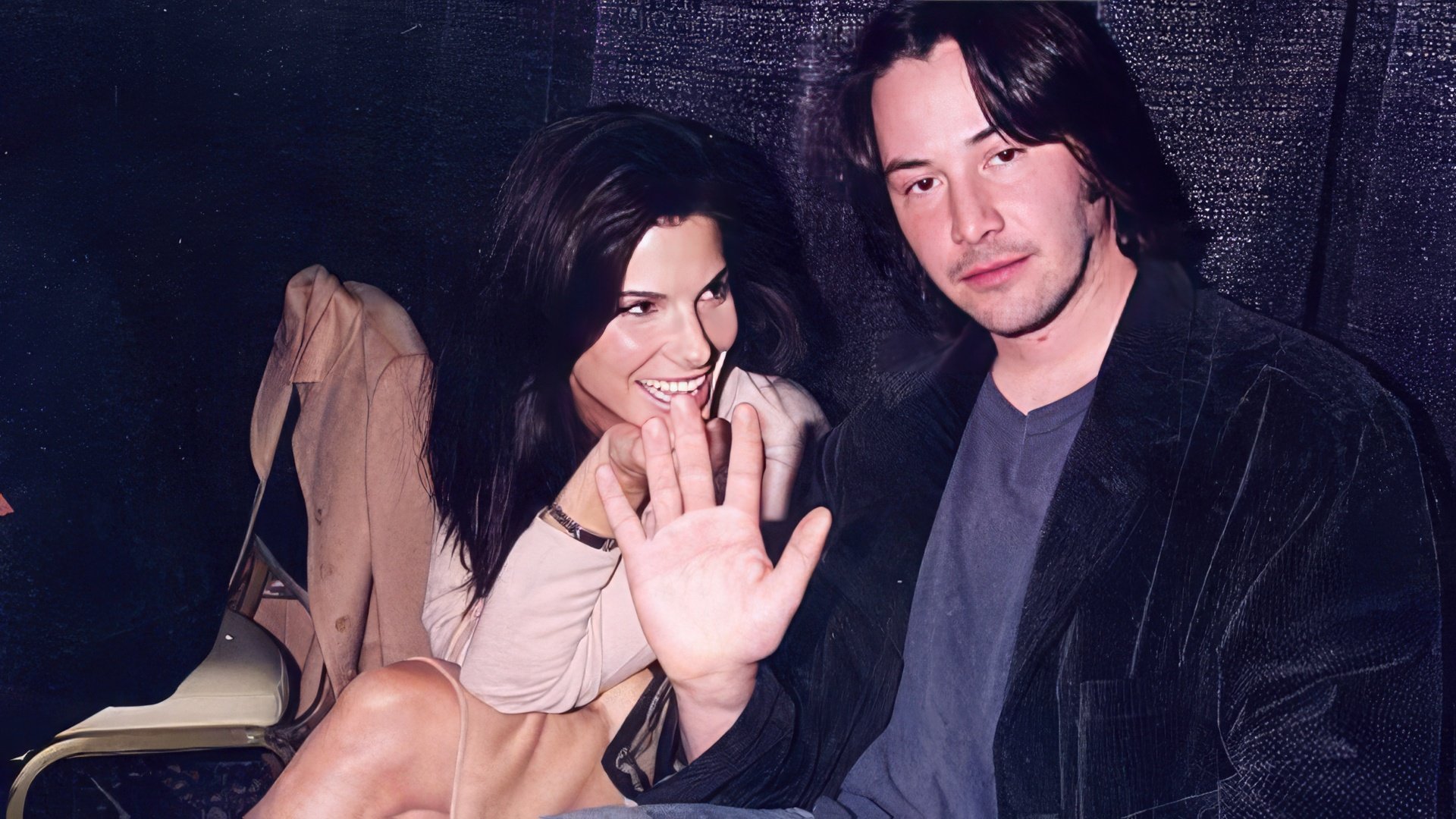 Keanu and Sandra Bullock gad a fling during filming