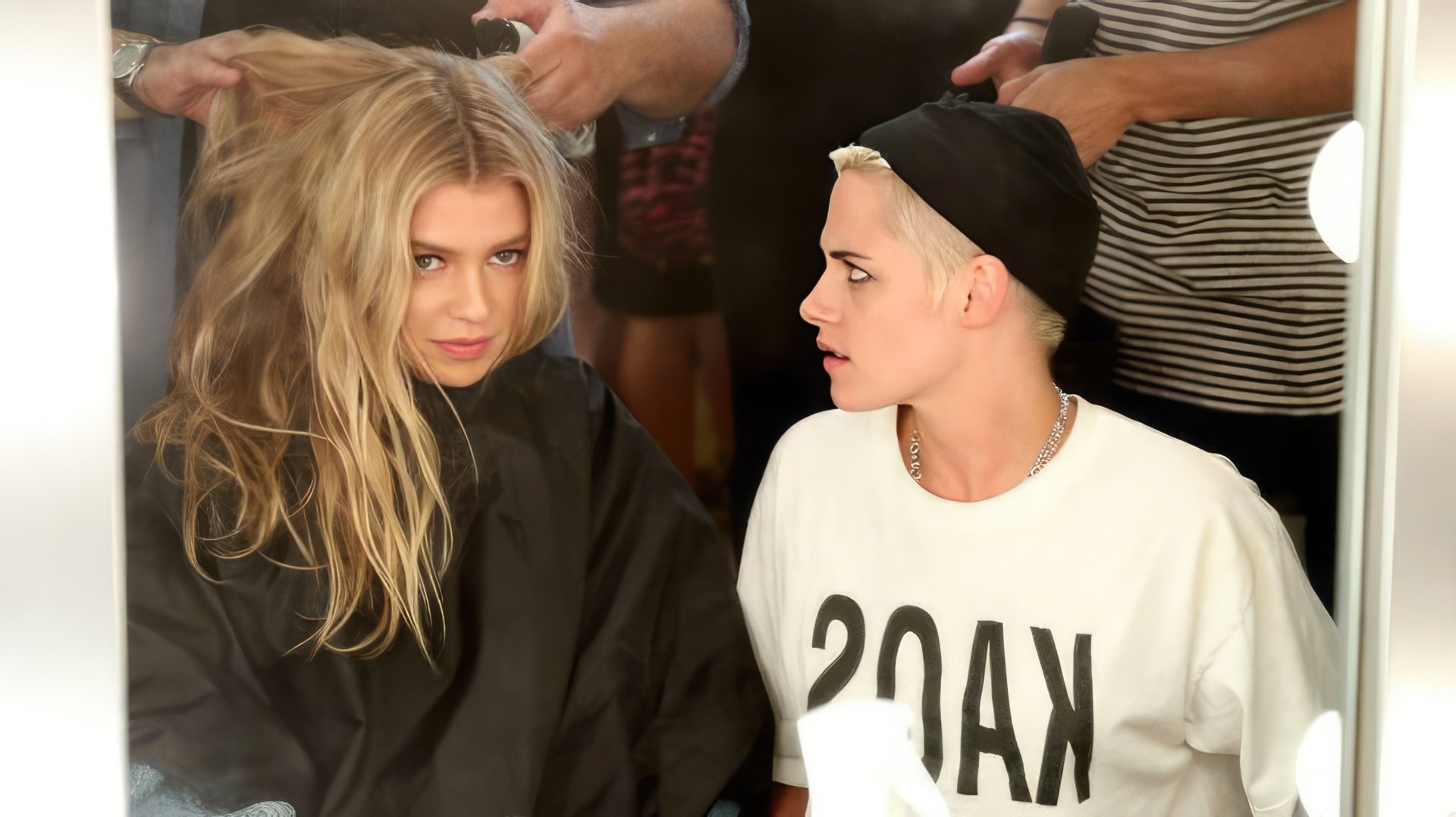 Kristen Stewart and Stella Maxwell