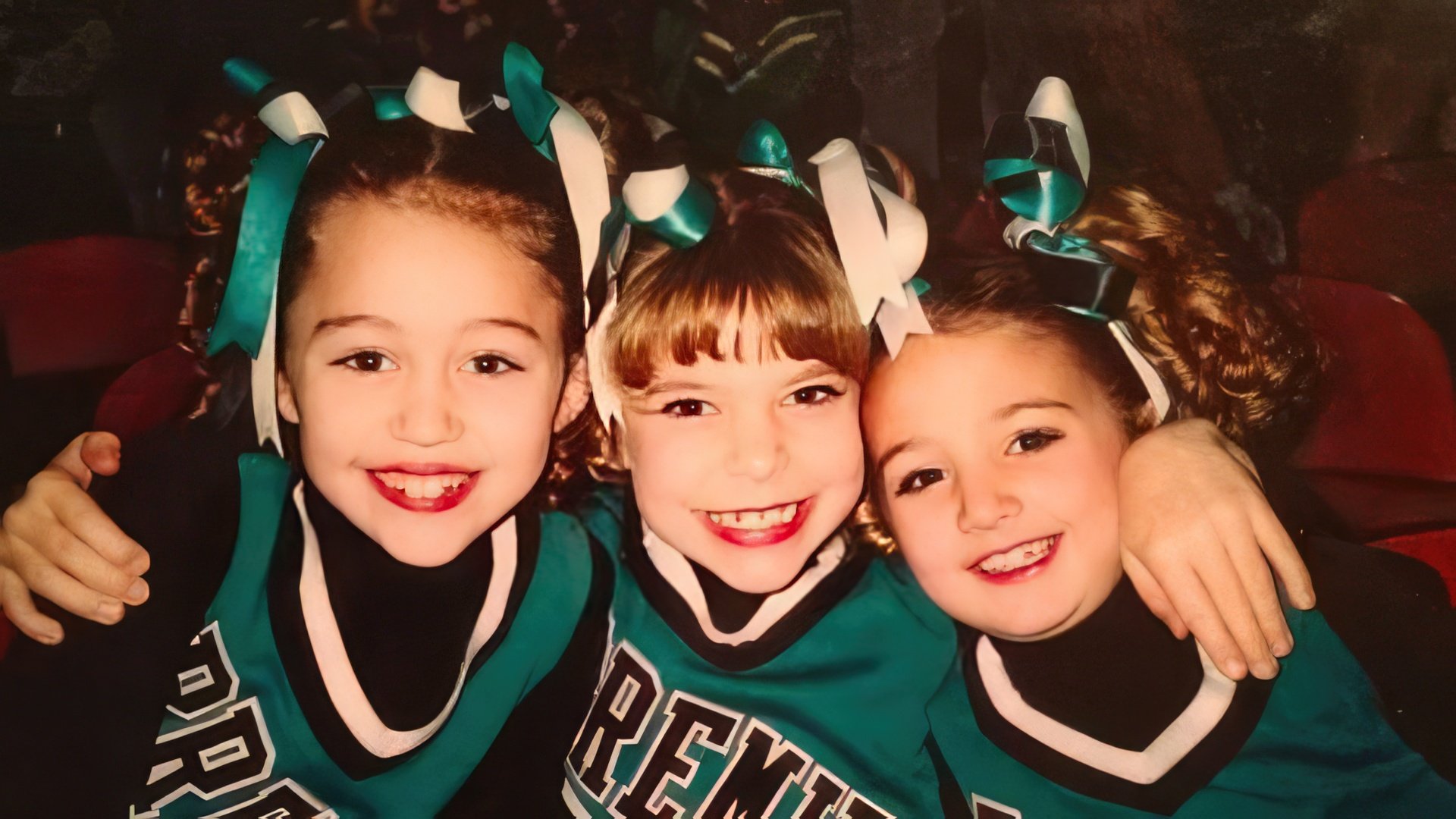Miley Cyrus with her best friends from childhood