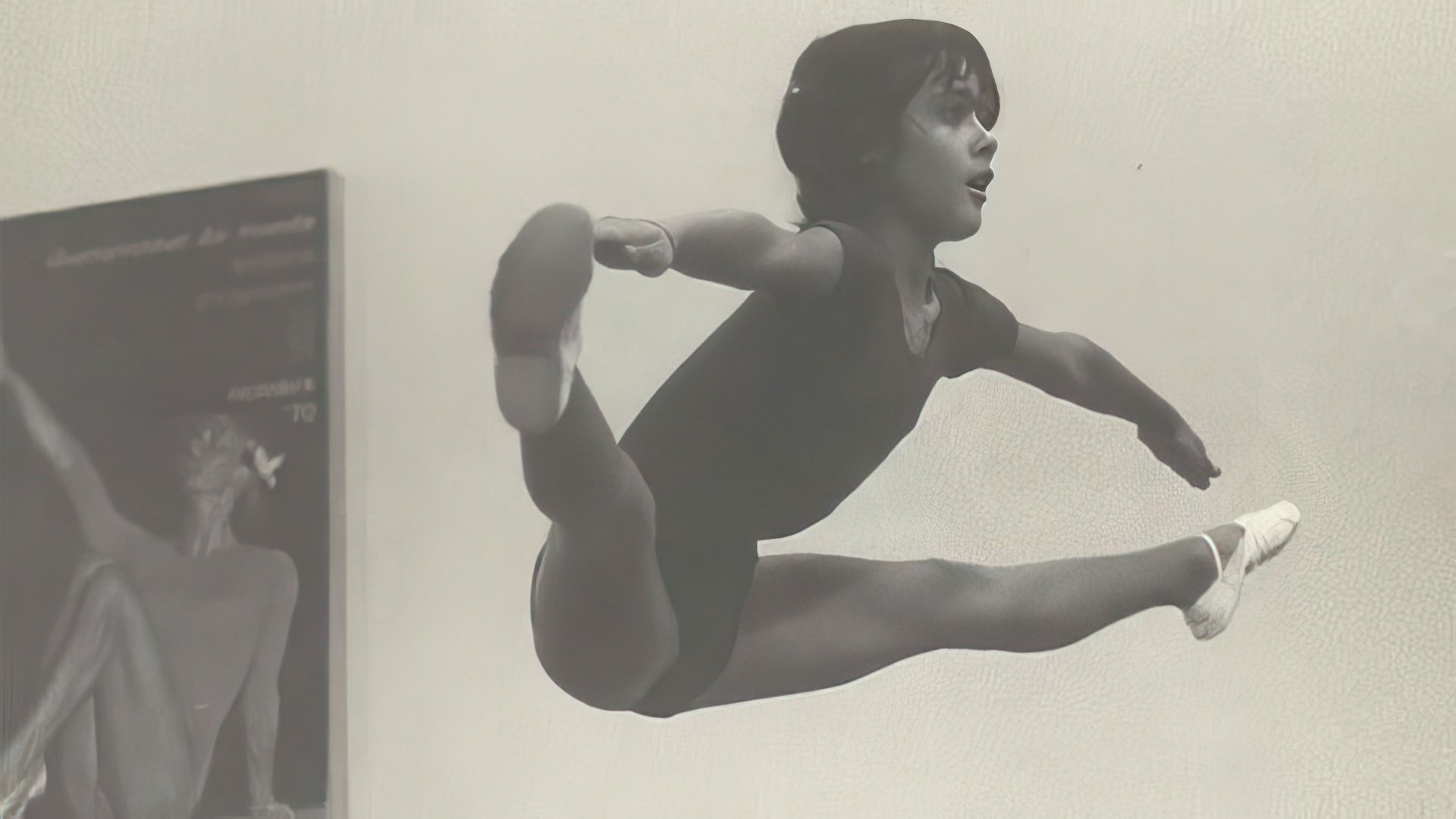 As a child, Salma Hayek was involved in gymnastics