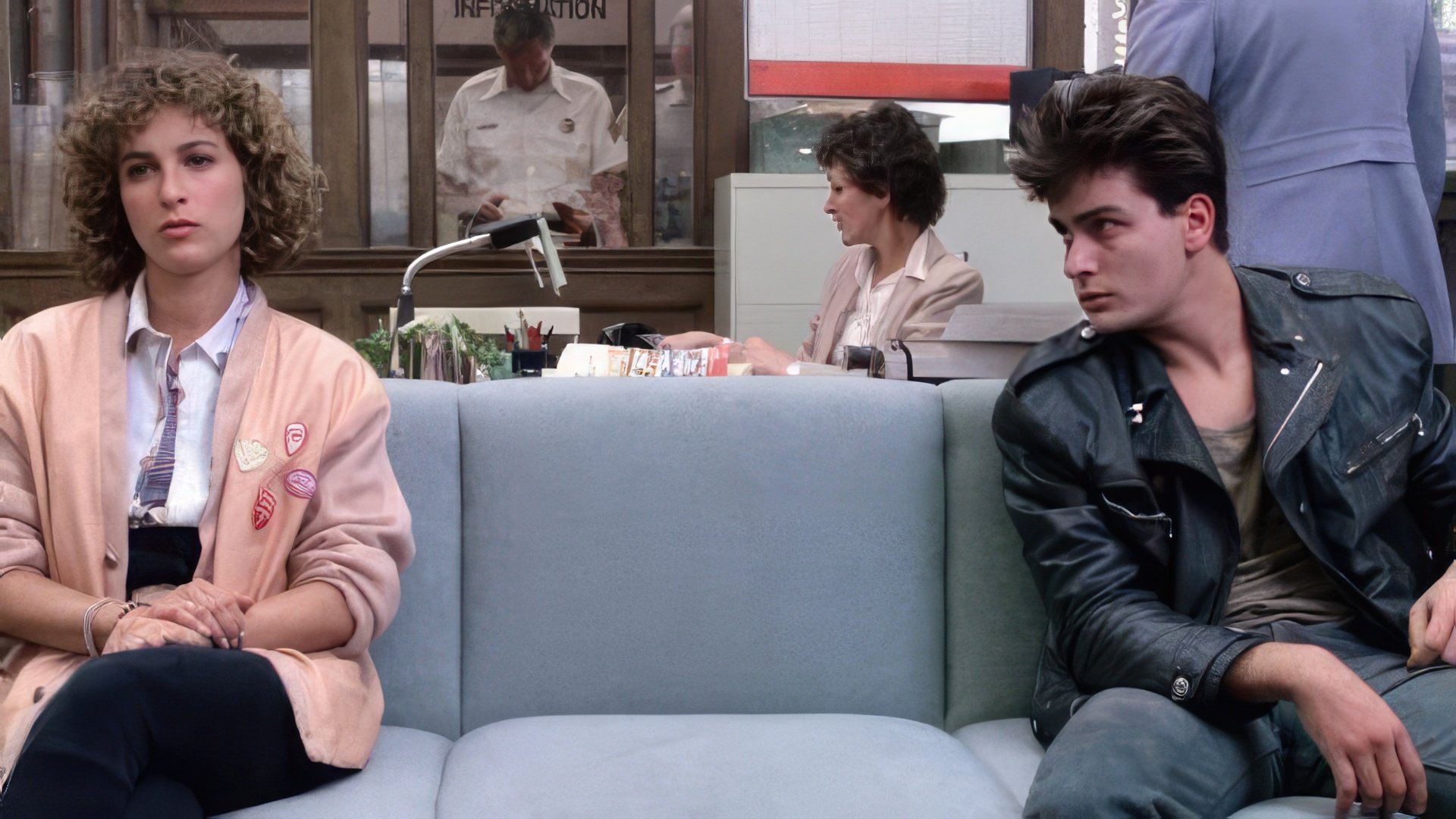 Charlie Sheen with Jennifer Grey in «Ferris Bueller’s Day Off»