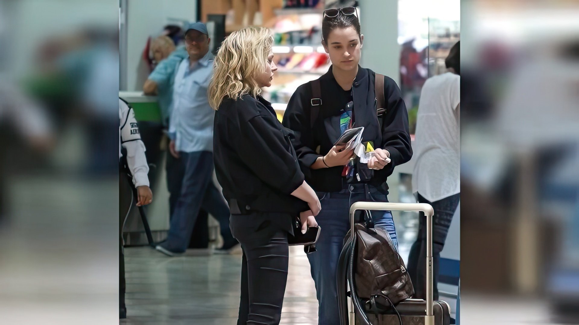 Chloë and Kate at the airport