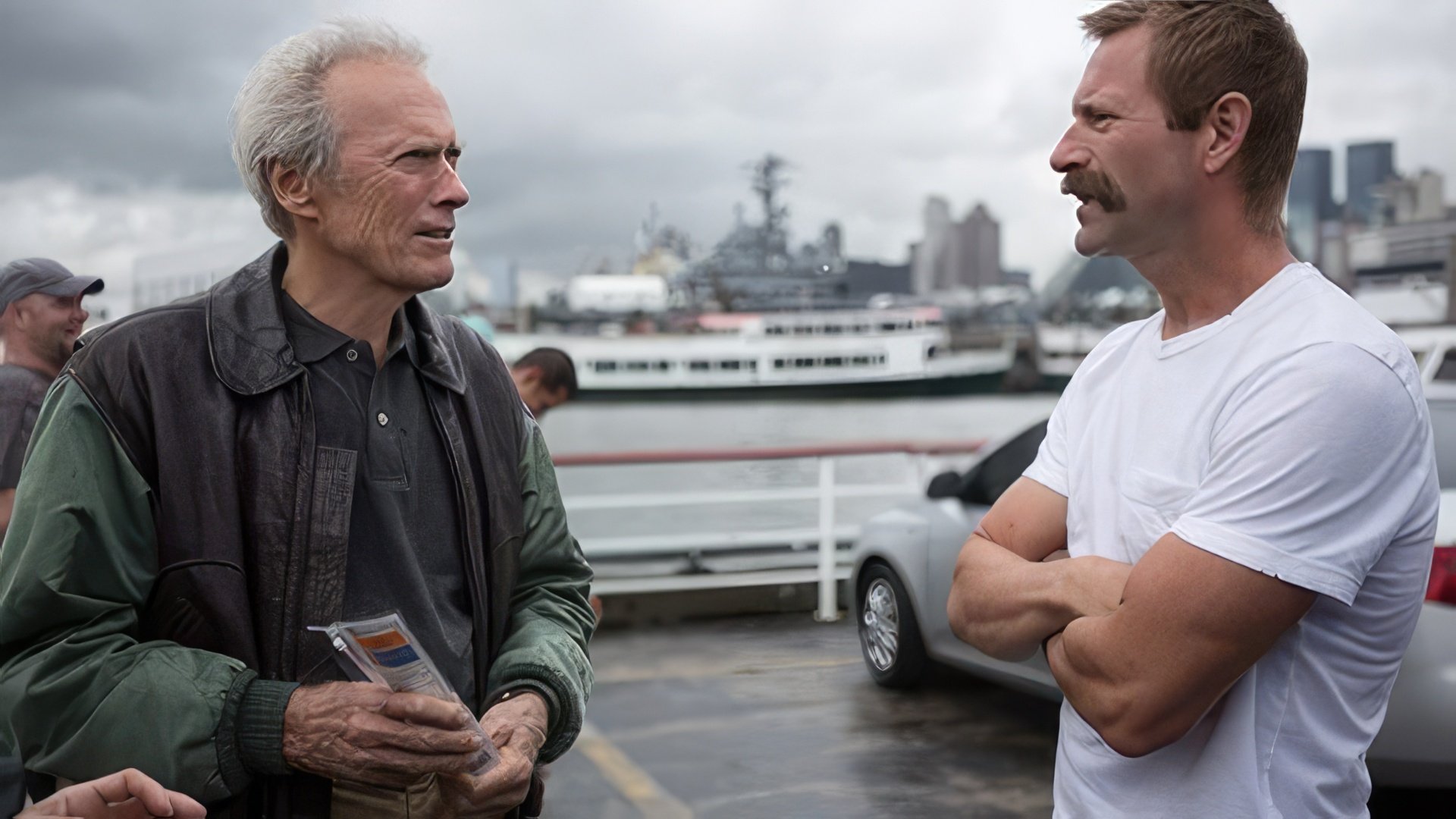 Clint Eastwood and Aaron Eckhart on the set of the «Sully»