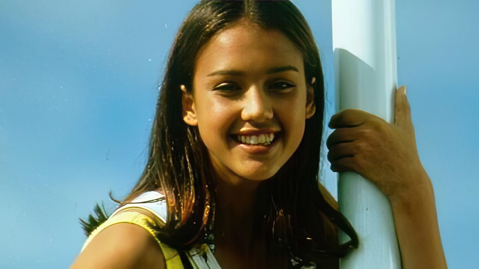 Jessica Alba in Flipper