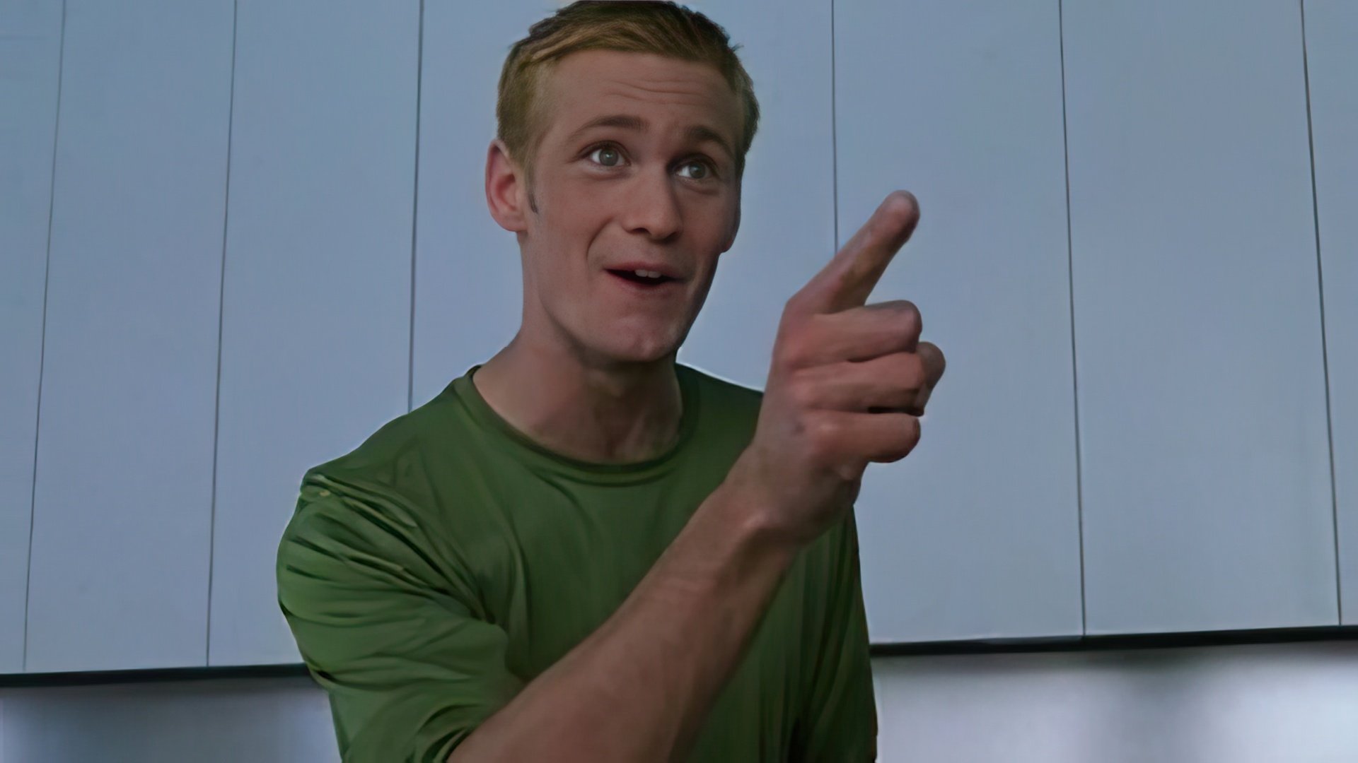 Alexander Skarsgård in the role of Meekus ( «Zoolander»)