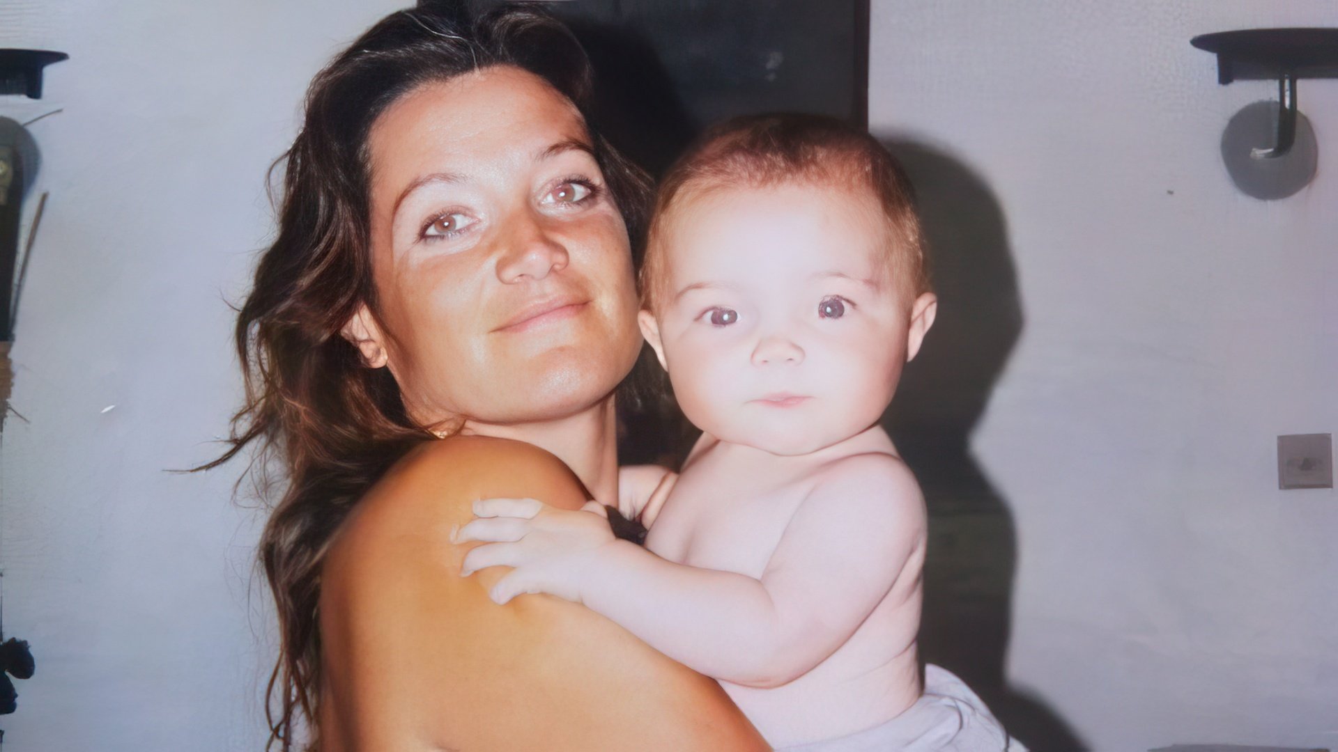Florence Pugh with her mom