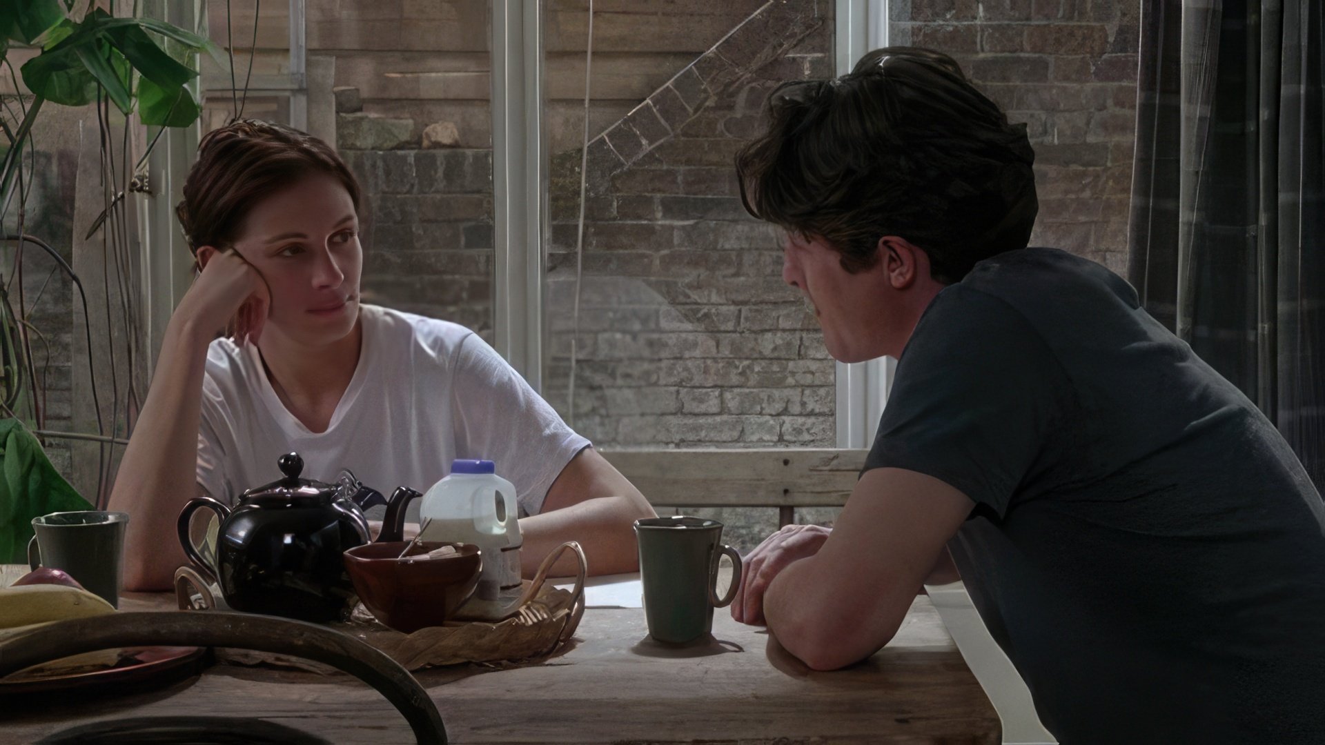 Hugh Grant and Julia Roberts in the Notting Hill