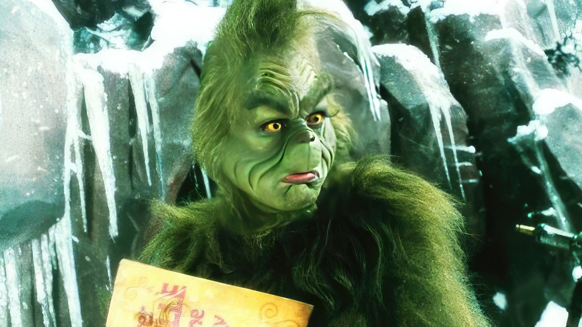 Jim Carrey was being made-up 3,5 hours a day for the set of «How the Grinch Stole Christmas»