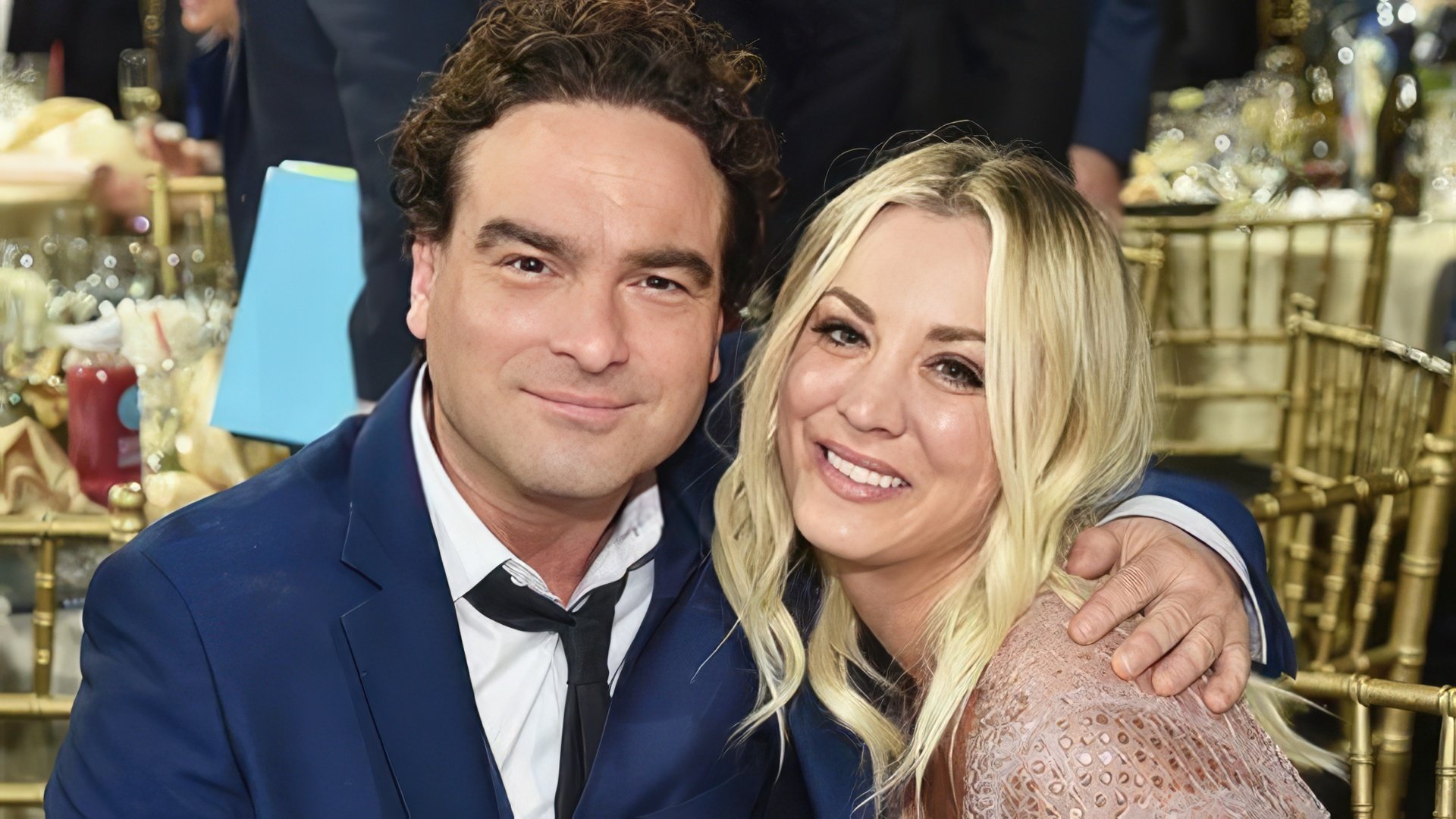Johnny Galecki dated Kaley Cuoco, who played Penny