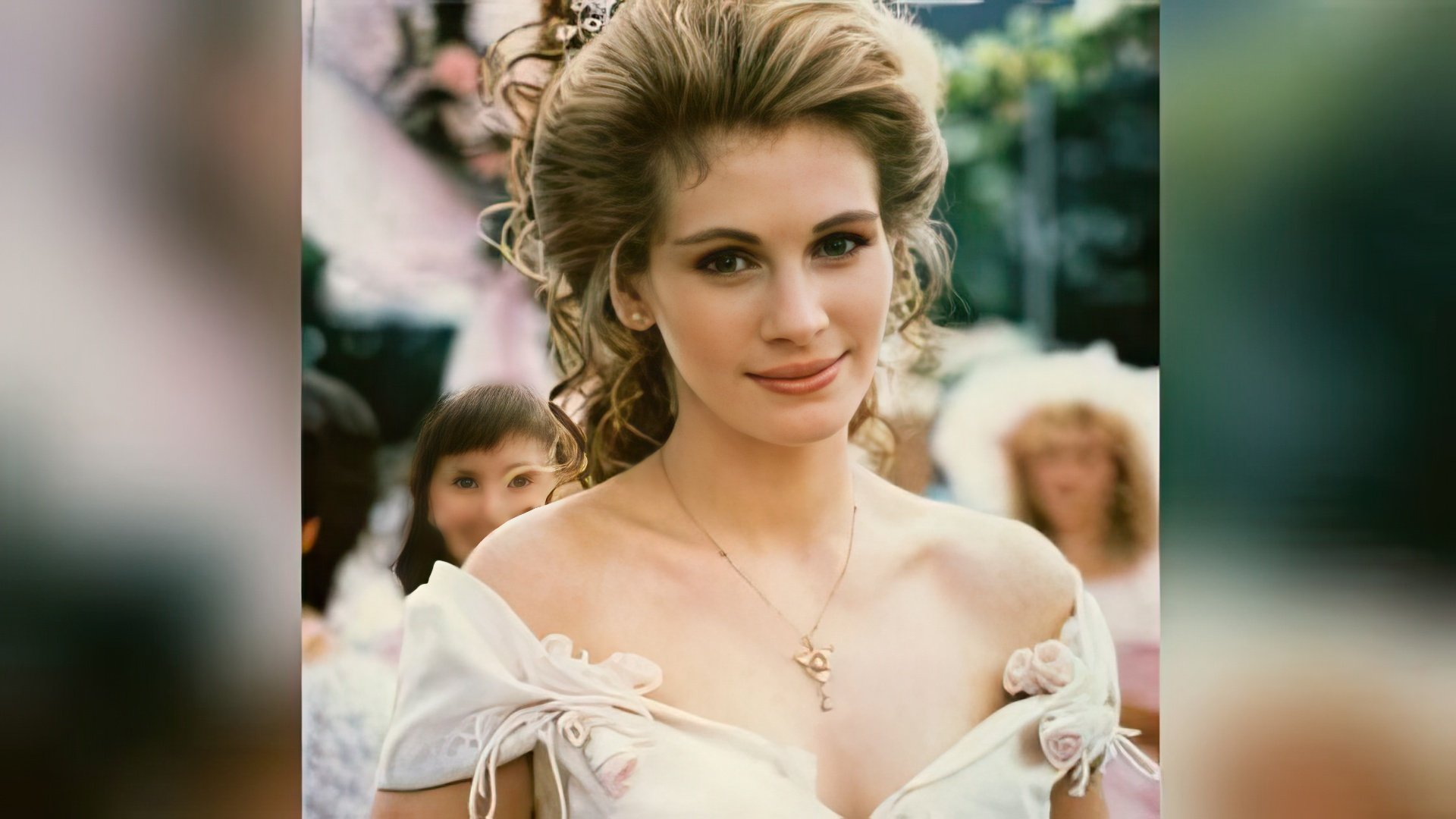 Julia Roberts in the film Steel Magnolias