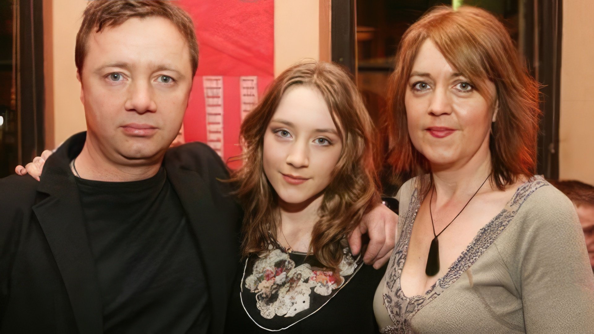  Saoirse Ronan with her parents