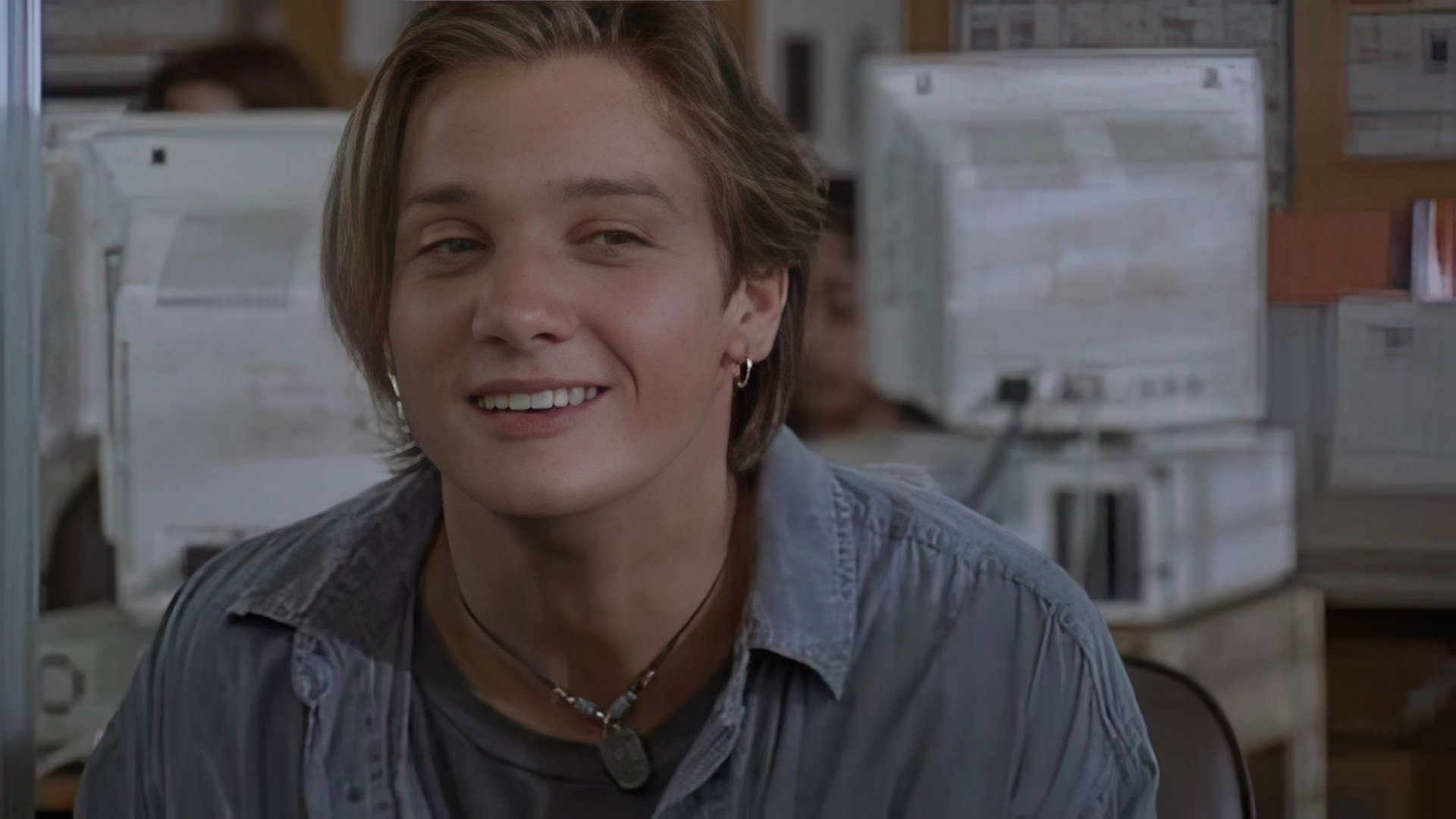 Young Jeremy Renner in his first movie («National Lampoon’s Senior Trip»)