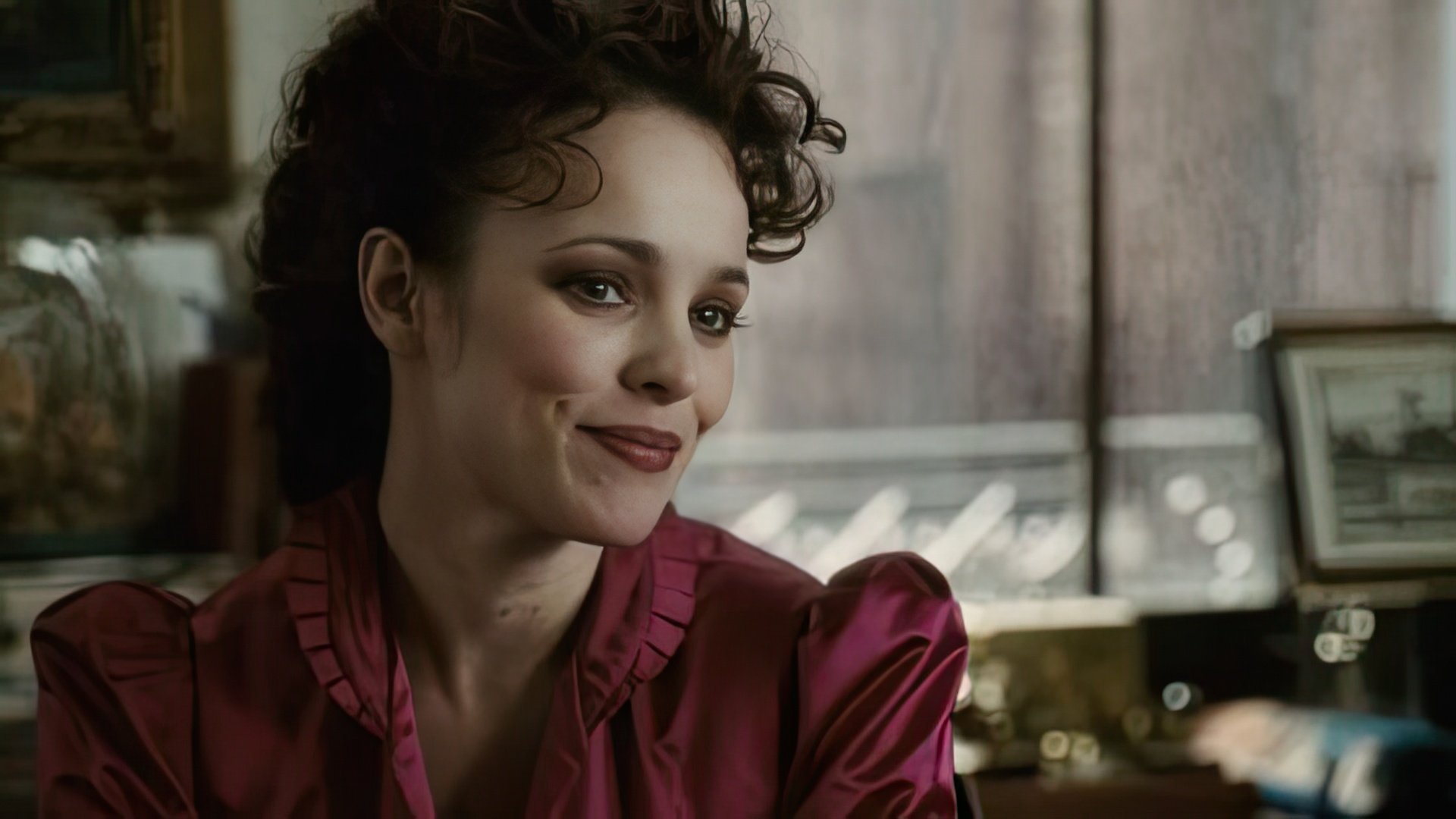 Rachel McAdams in the Sherlock Holmes