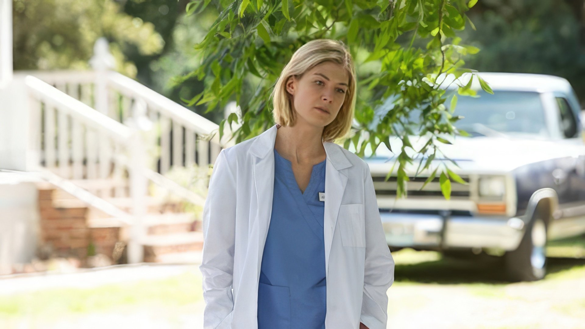 Rosamund Pike in the Return to Sender