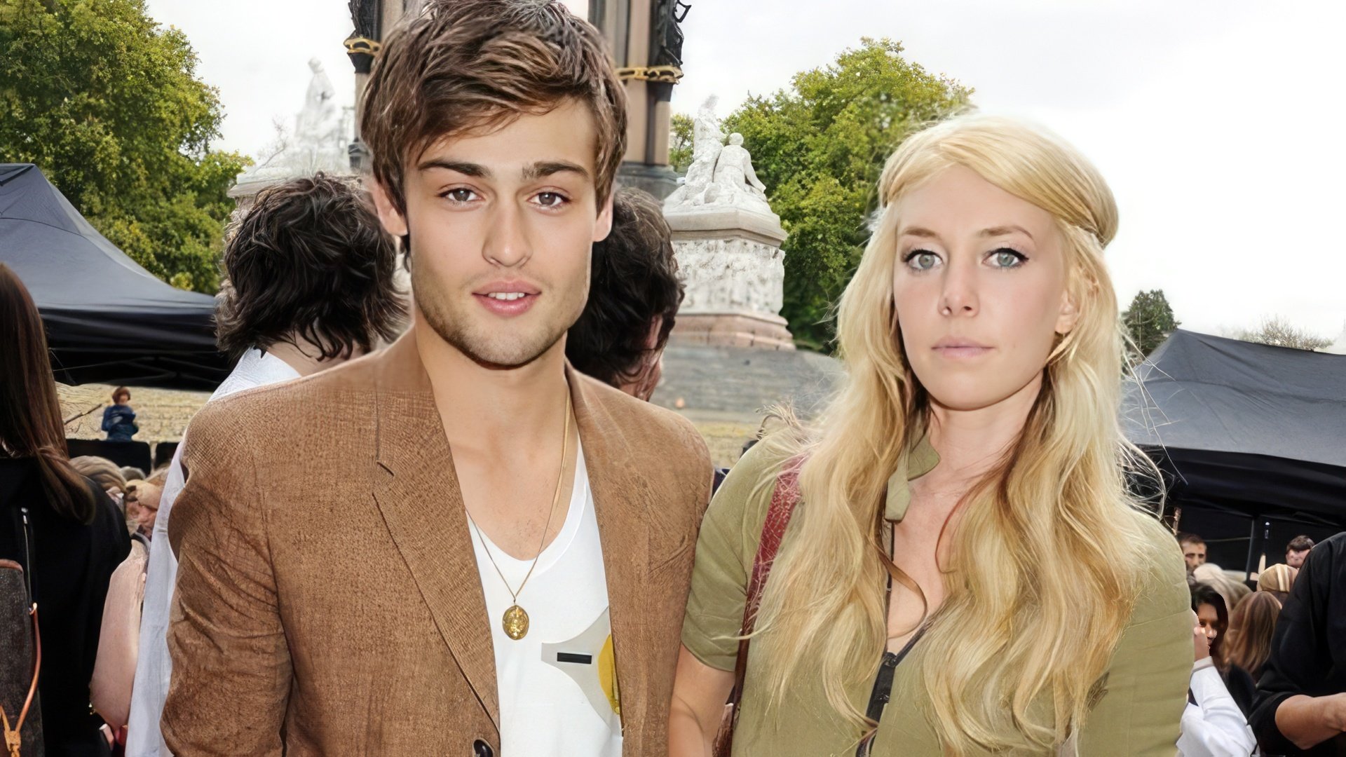 Vanessa Kirby and Douglas Booth 
