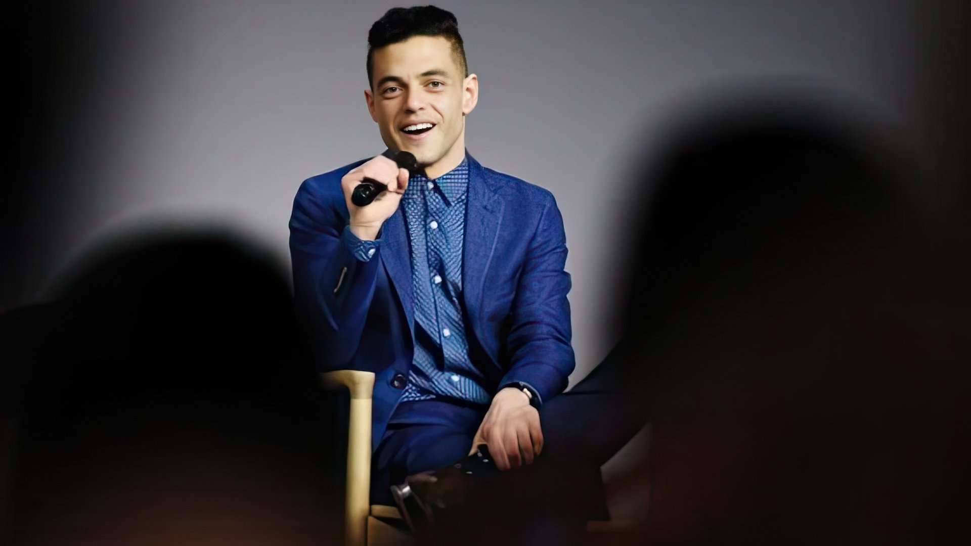 2016: Rami Malek spoke at the Apple presentation