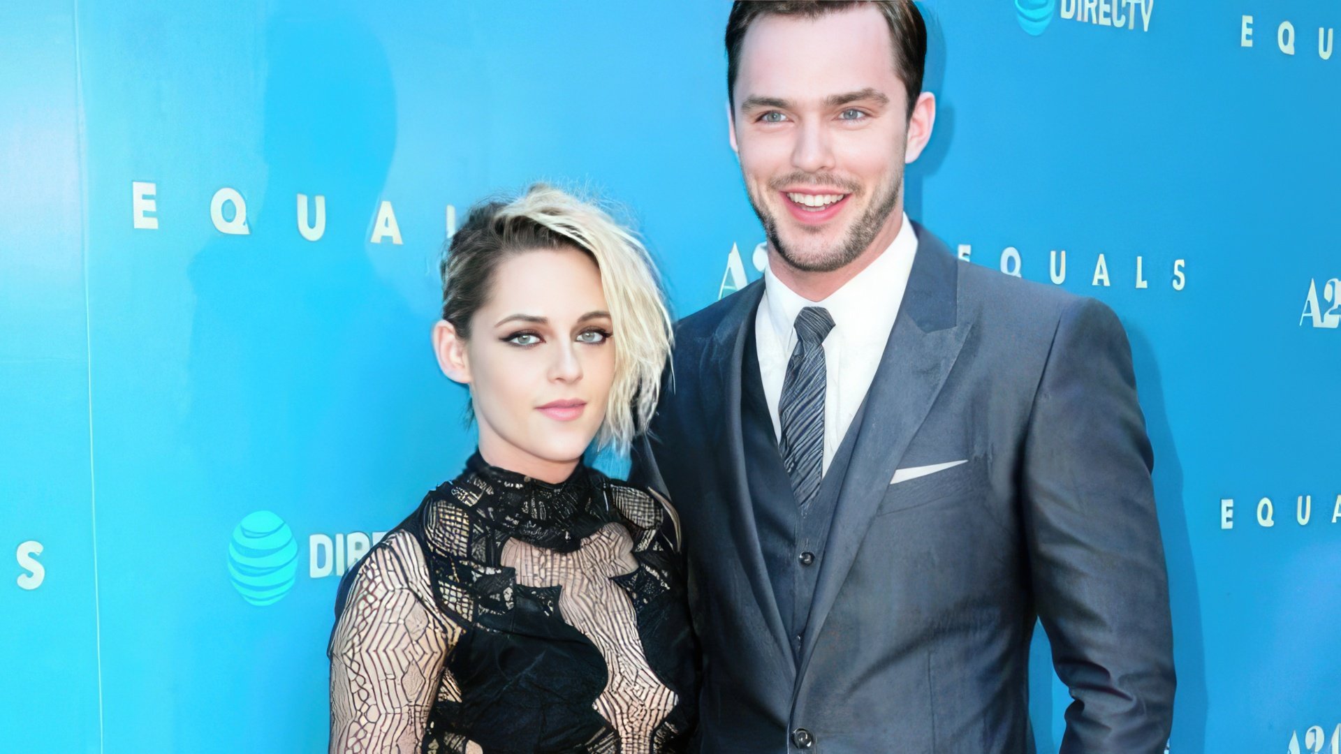 Pictured: Nicholas Hoult and Kristen Stewart
