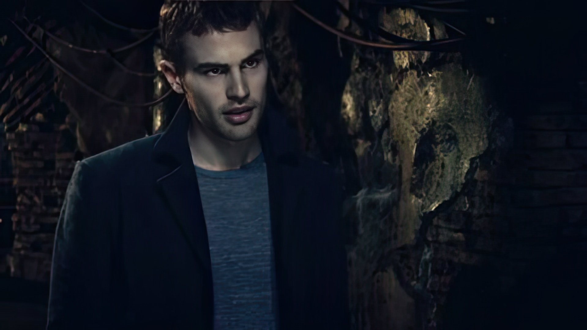 The 'Underworld' franchise: Theo James as a vampire