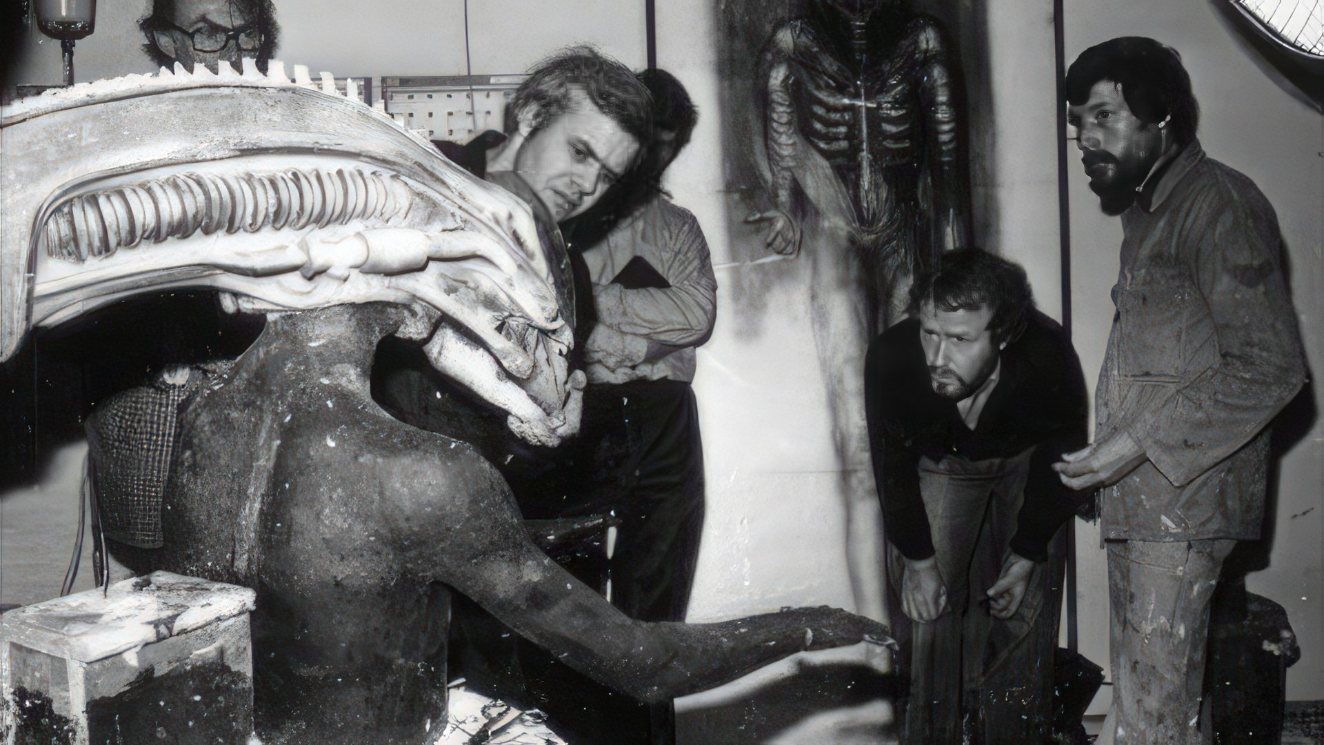 Ridley Scott on the set of 'Alien'