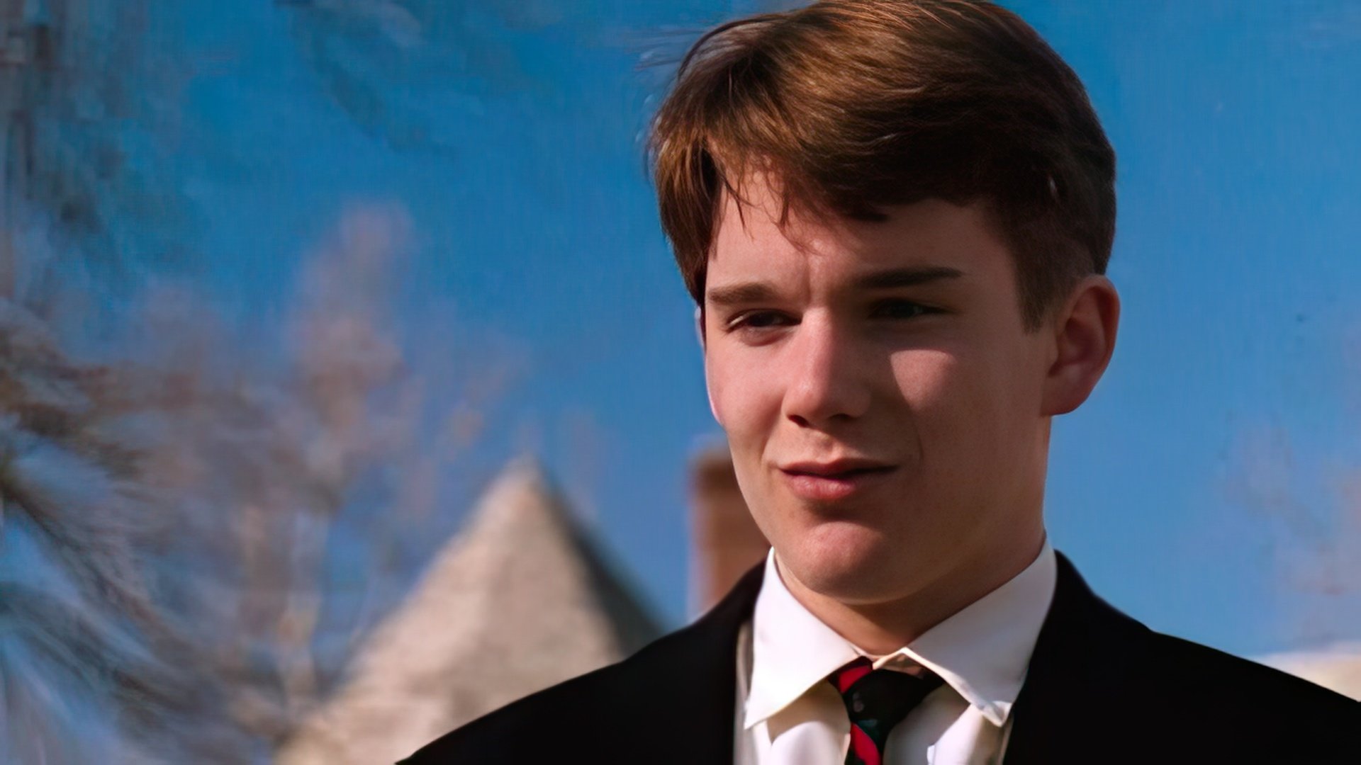 Ethan Hawke became famous for the movie Dead Poets Society