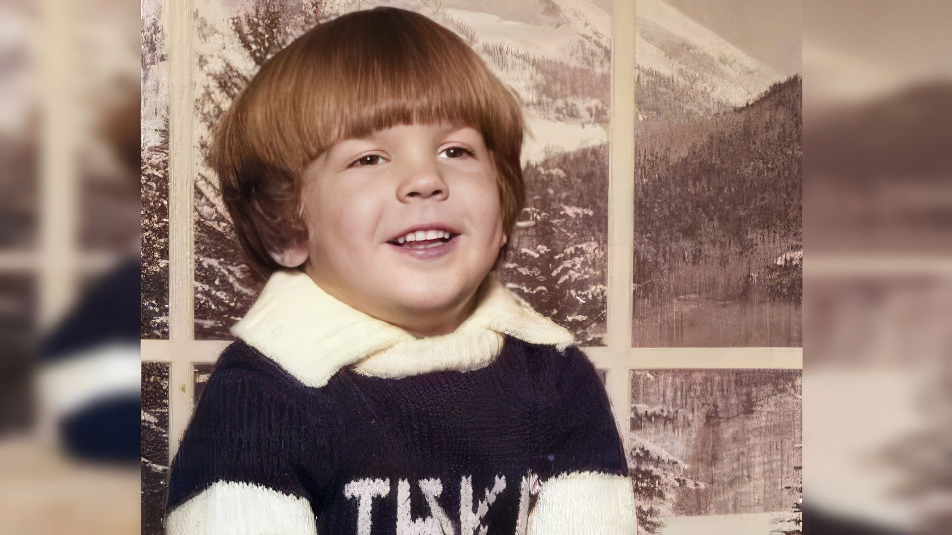 Jason Sudeikis as a child