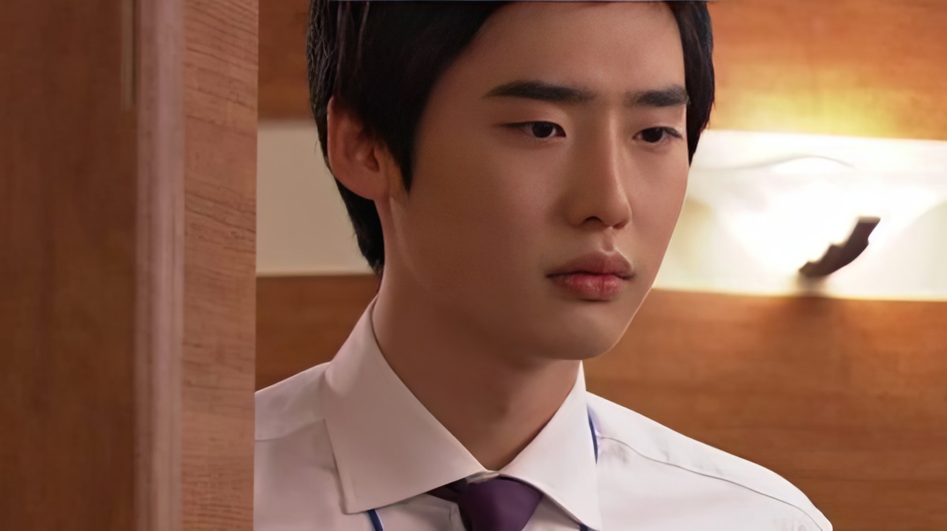 Lee Jong-suk in 'Prosecutor Princess'