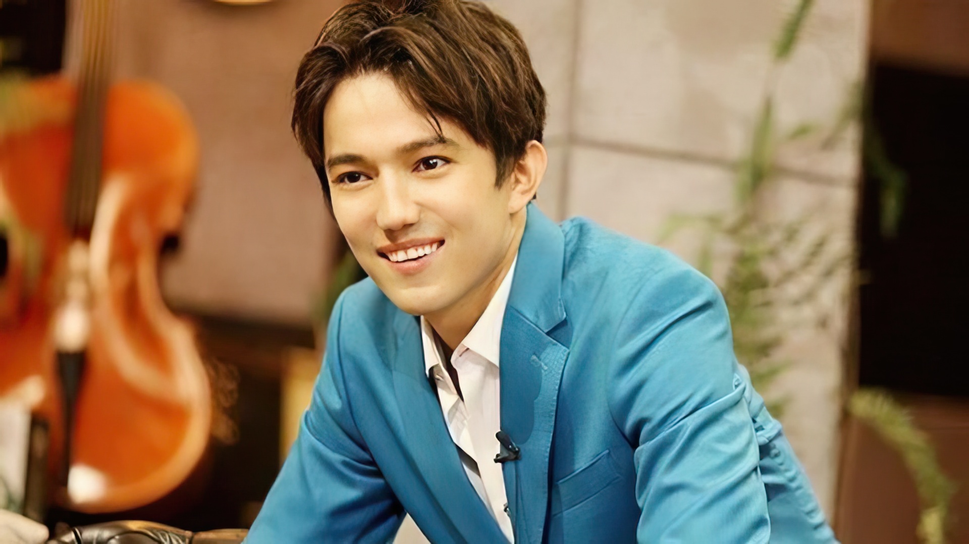 Singer Dimash Kudaibergen