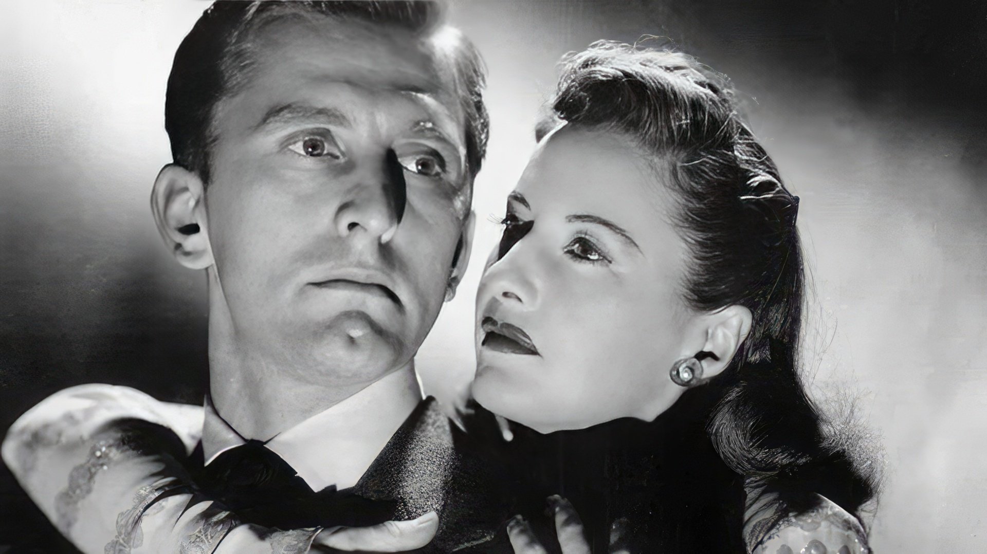 Kirk Douglas and Barbara Stanwyck in 'The Strange Love of Martha Ivers'