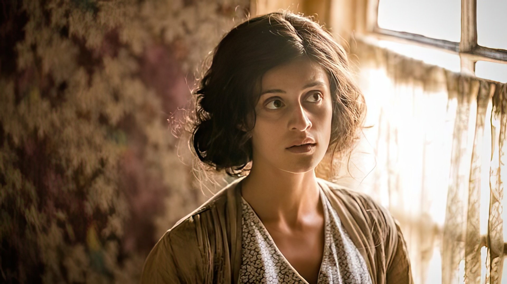 Anya Chalotra in the movie 'The ABC Murders'