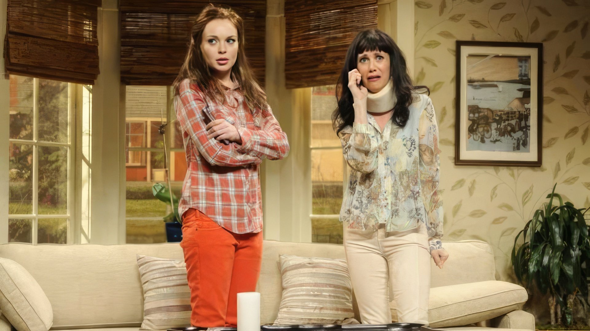 Kristen Wiig and Lindsay Lohan in Saturday Night Live Show