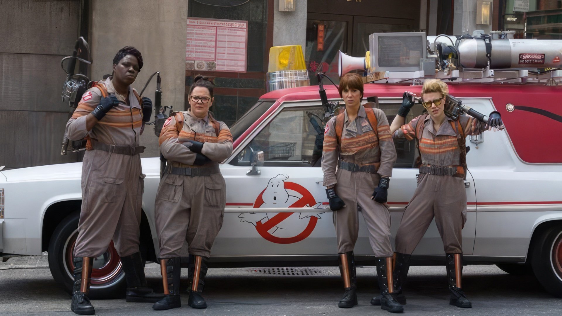 Kristen Wiig in Ghostbusters