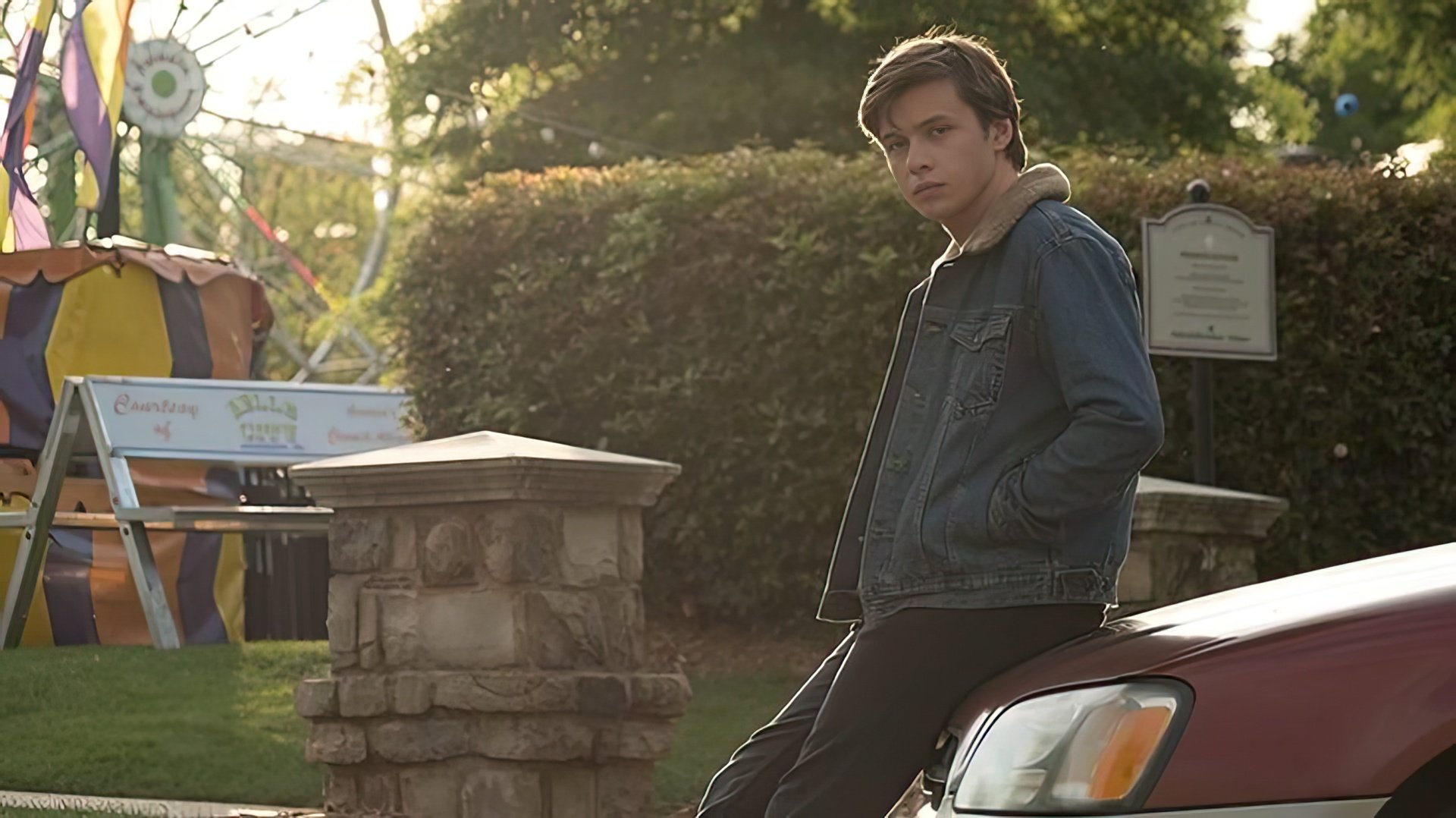 Nick Robinson in Love, Simon