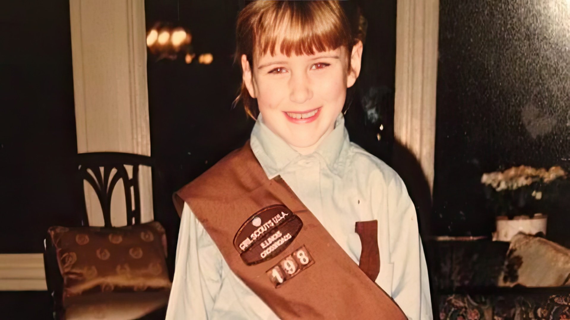 Rachel Brosnahan in school years