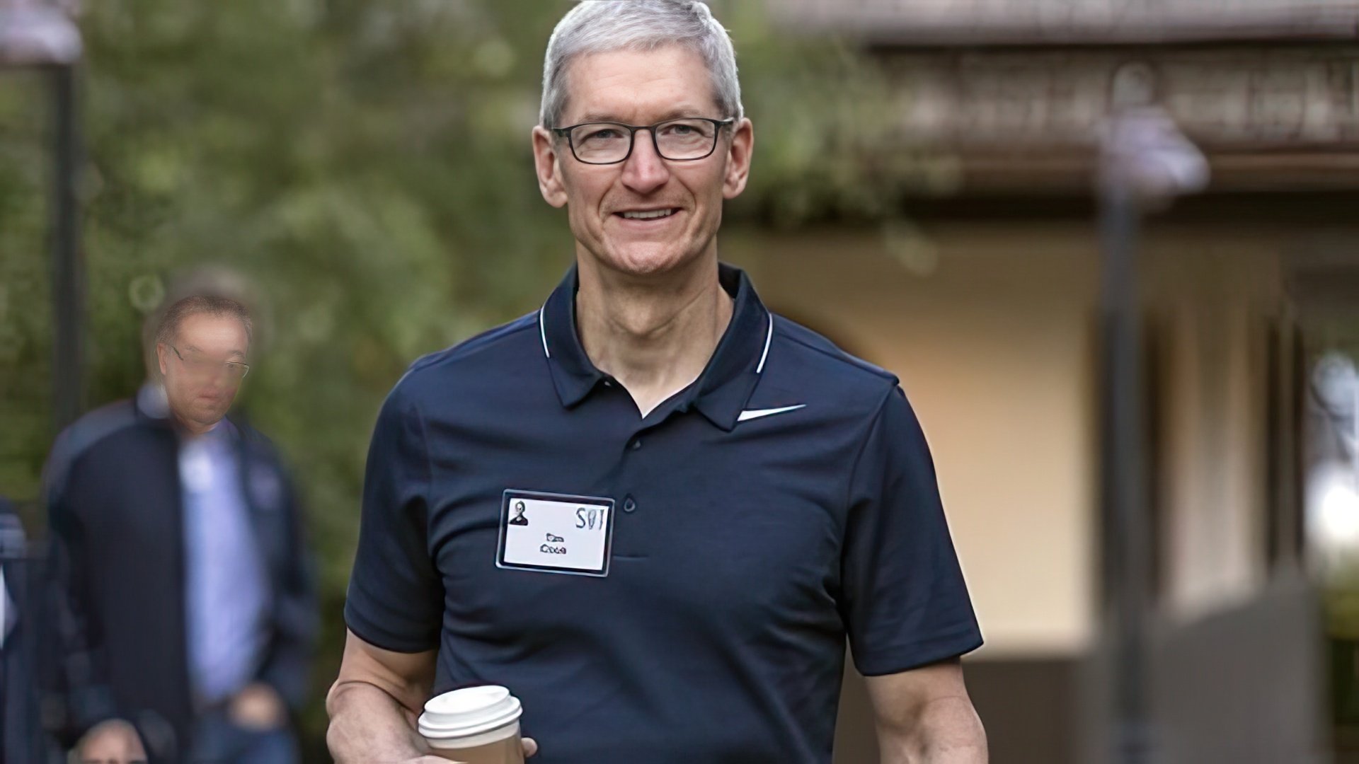 Tim Cook does not hide his sexual orientation