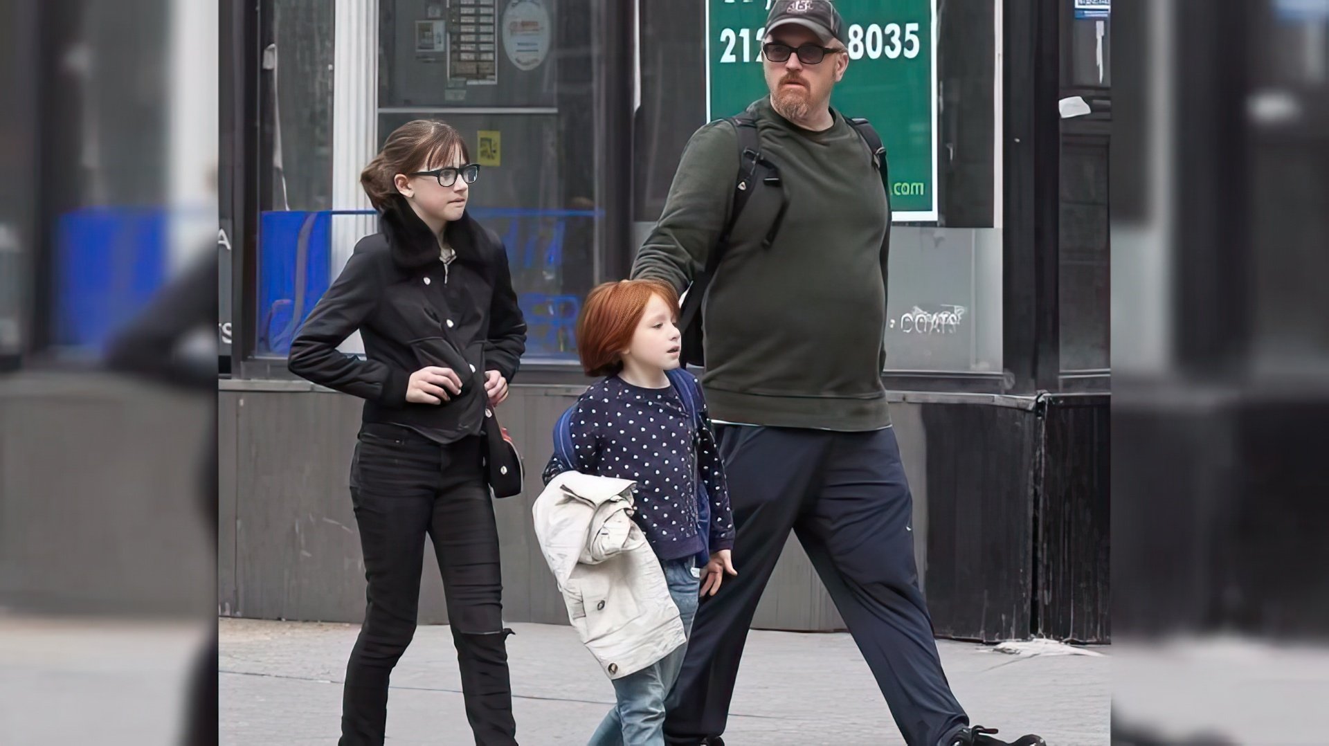 Louis C.K. with his daughters