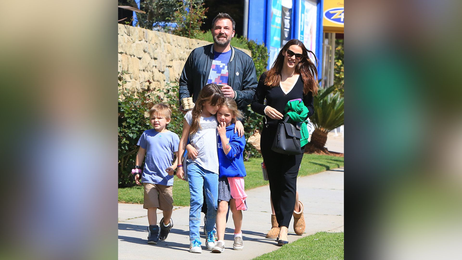 Ben Affleck with wife and children
