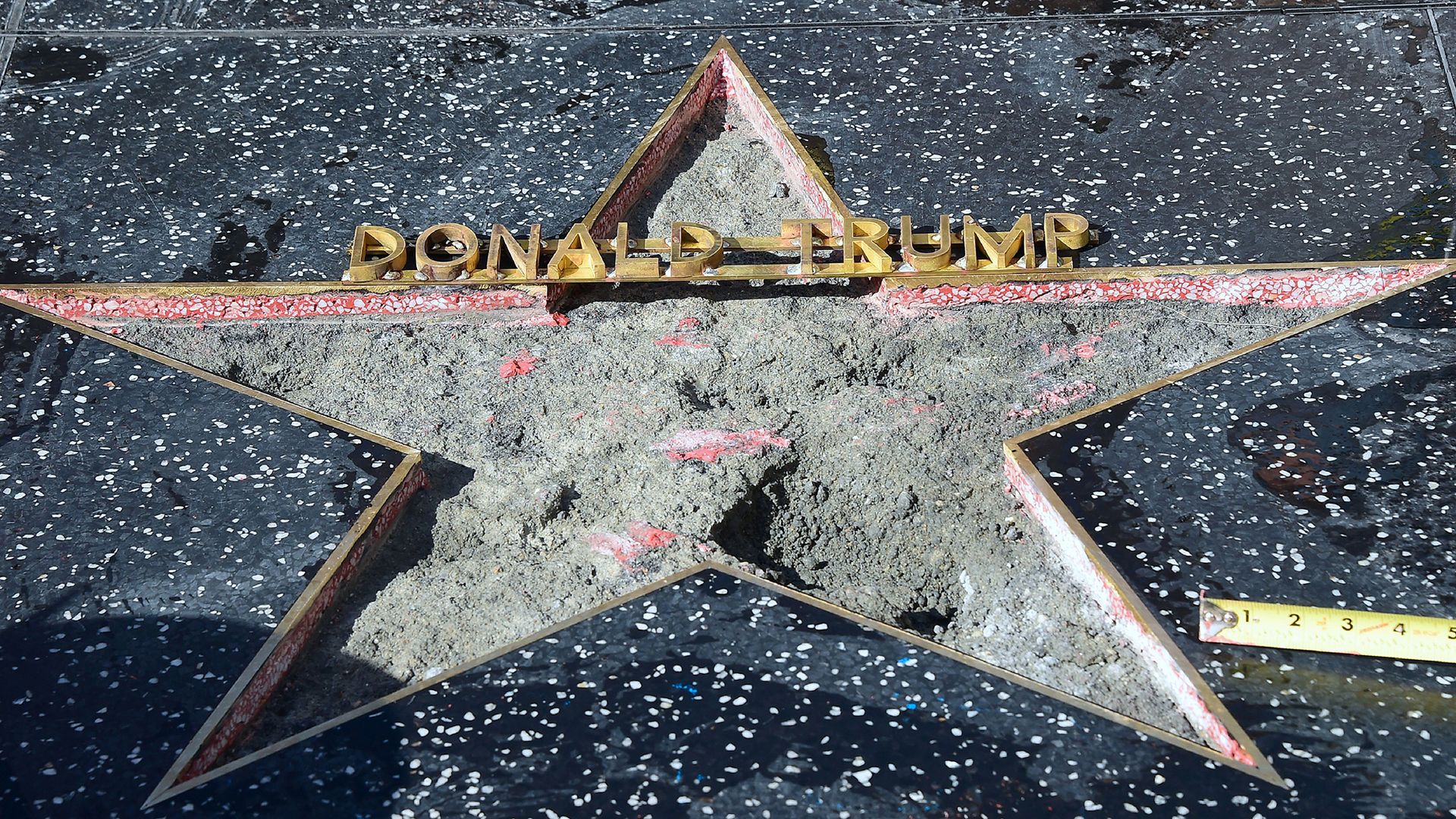 Vandals attempted on the Trump star many times