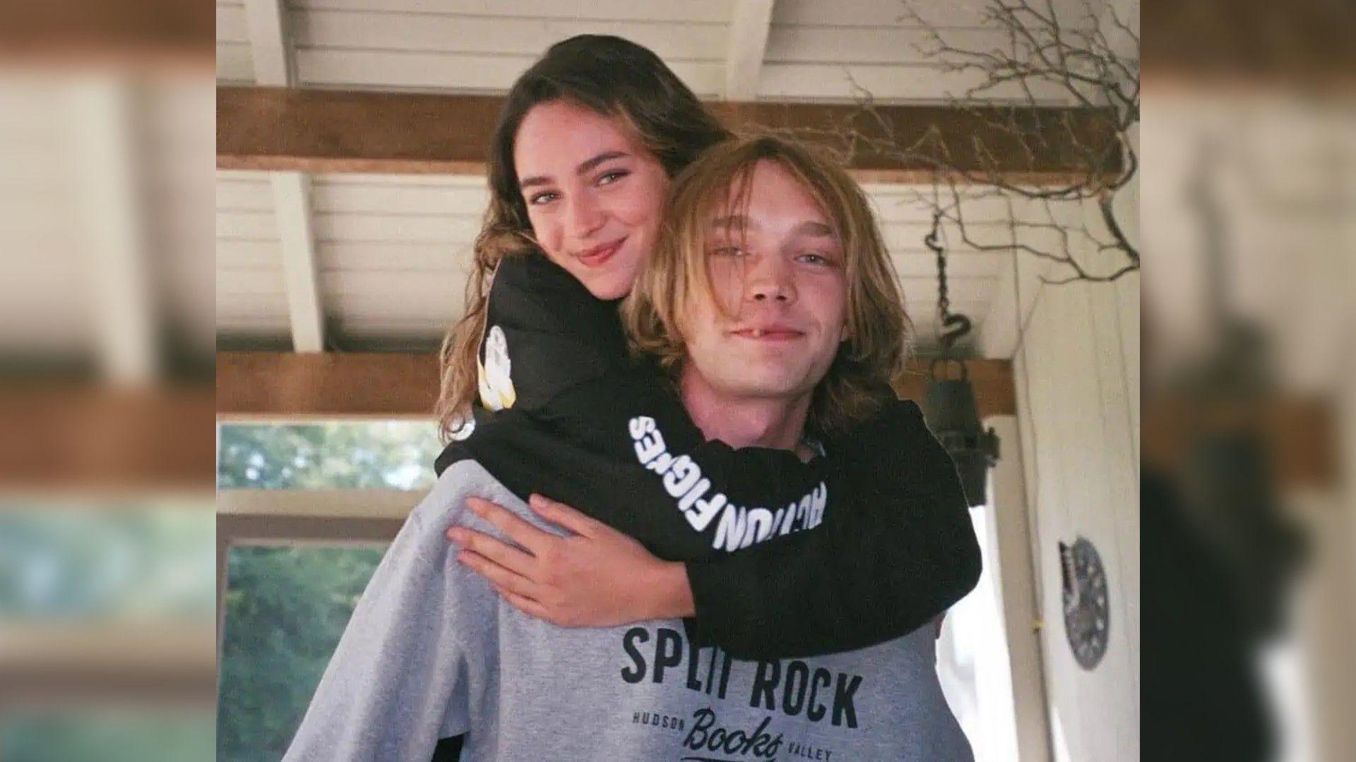 Charlie Plummer and Lizzie Swanson